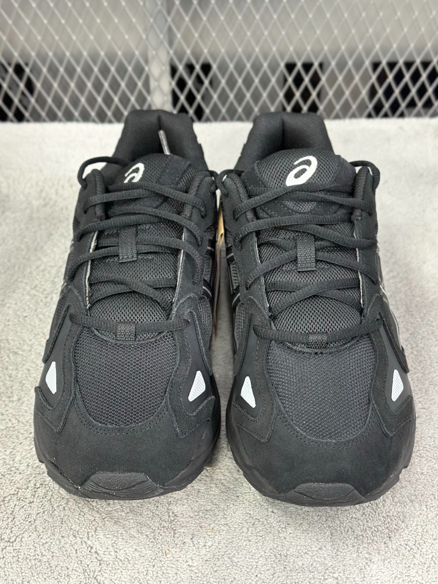 Asics Asics Running Black Lowtop Sneakers 44.5 Men Size US 11 / EU 44 - 2 Thumbnail