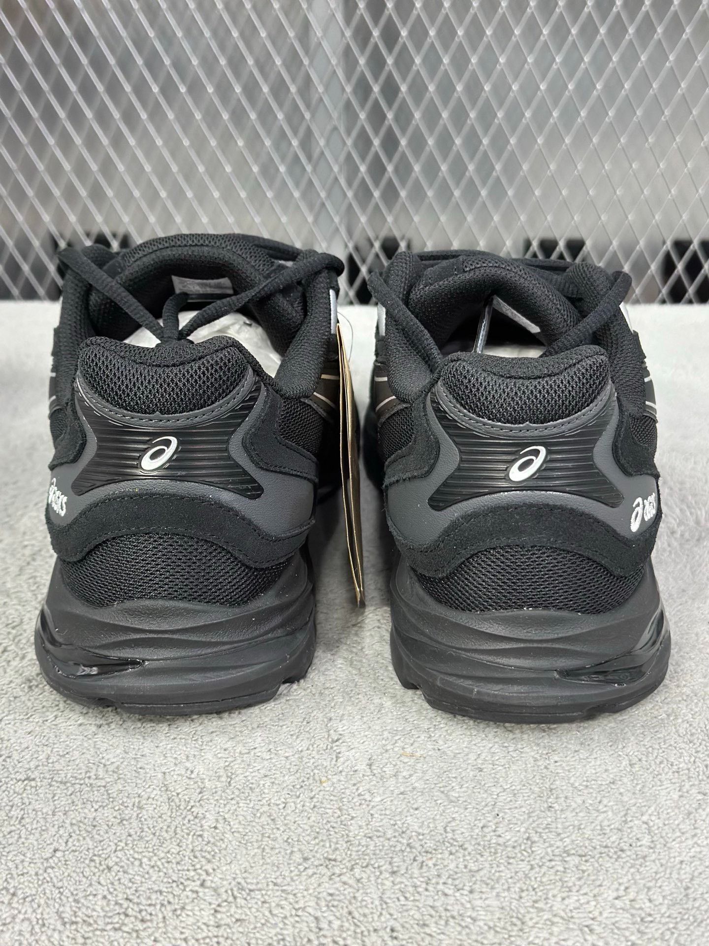 Asics Asics Running Black Lowtop Sneakers 44.5 Men Size US 11 / EU 44 - 6 Thumbnail