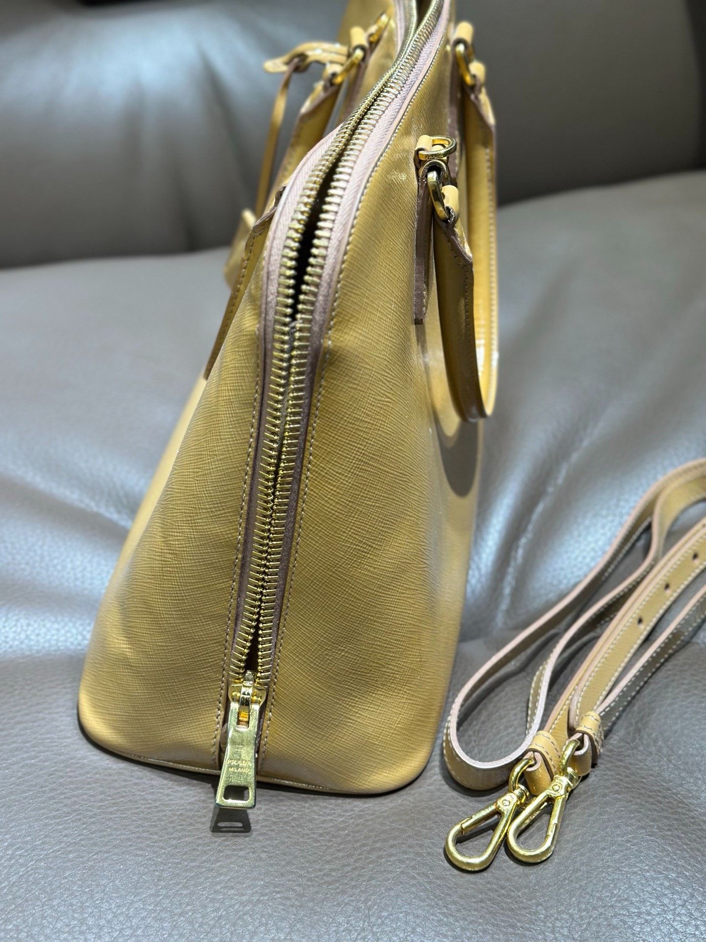 Prada Prada Yellow Shoulder Bag 2XL Women Size ONE SIZE - 5 Thumbnail