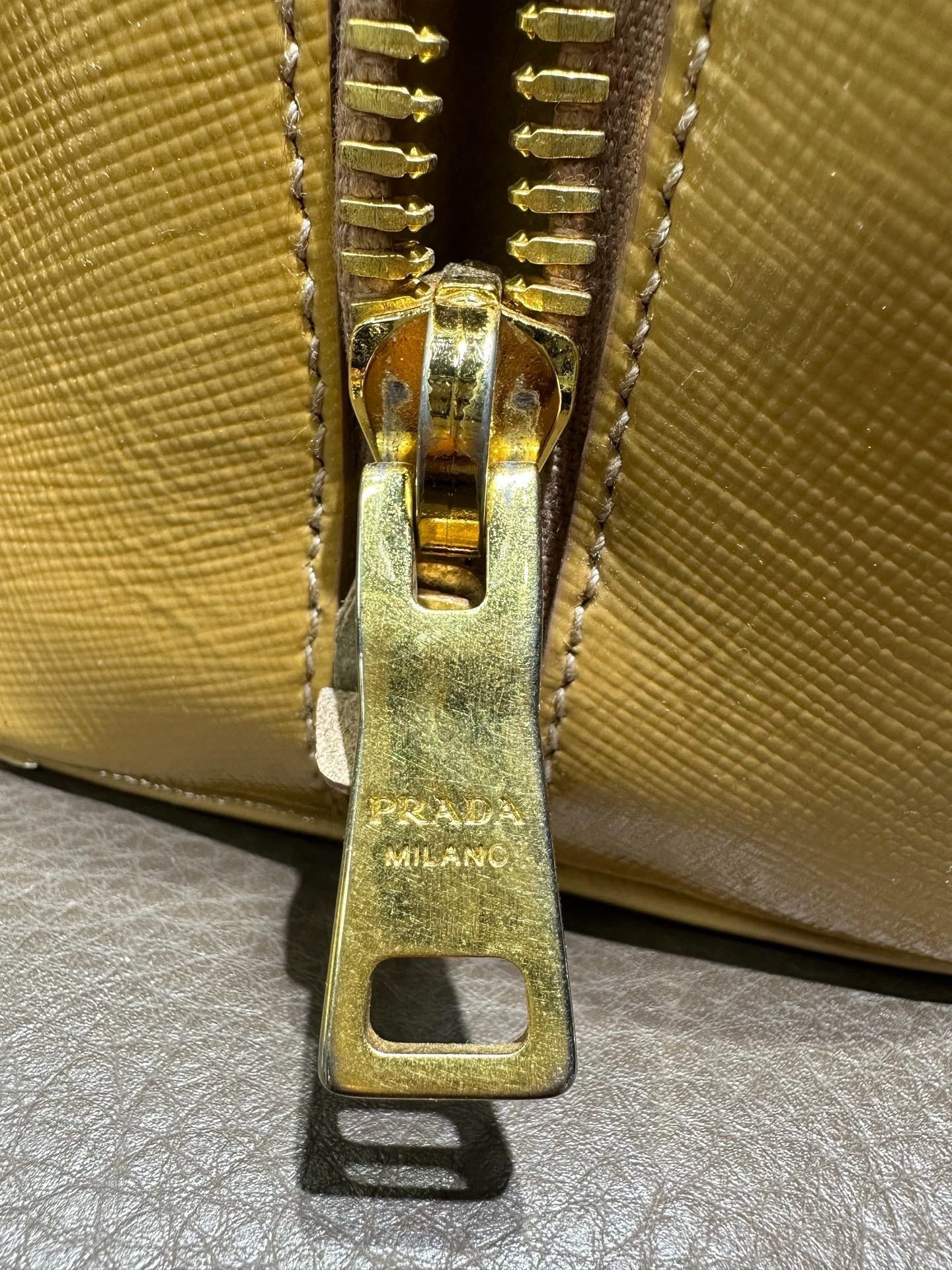 Prada Prada Yellow Shoulder Bag 2XL Women Size ONE SIZE - 7 Thumbnail
