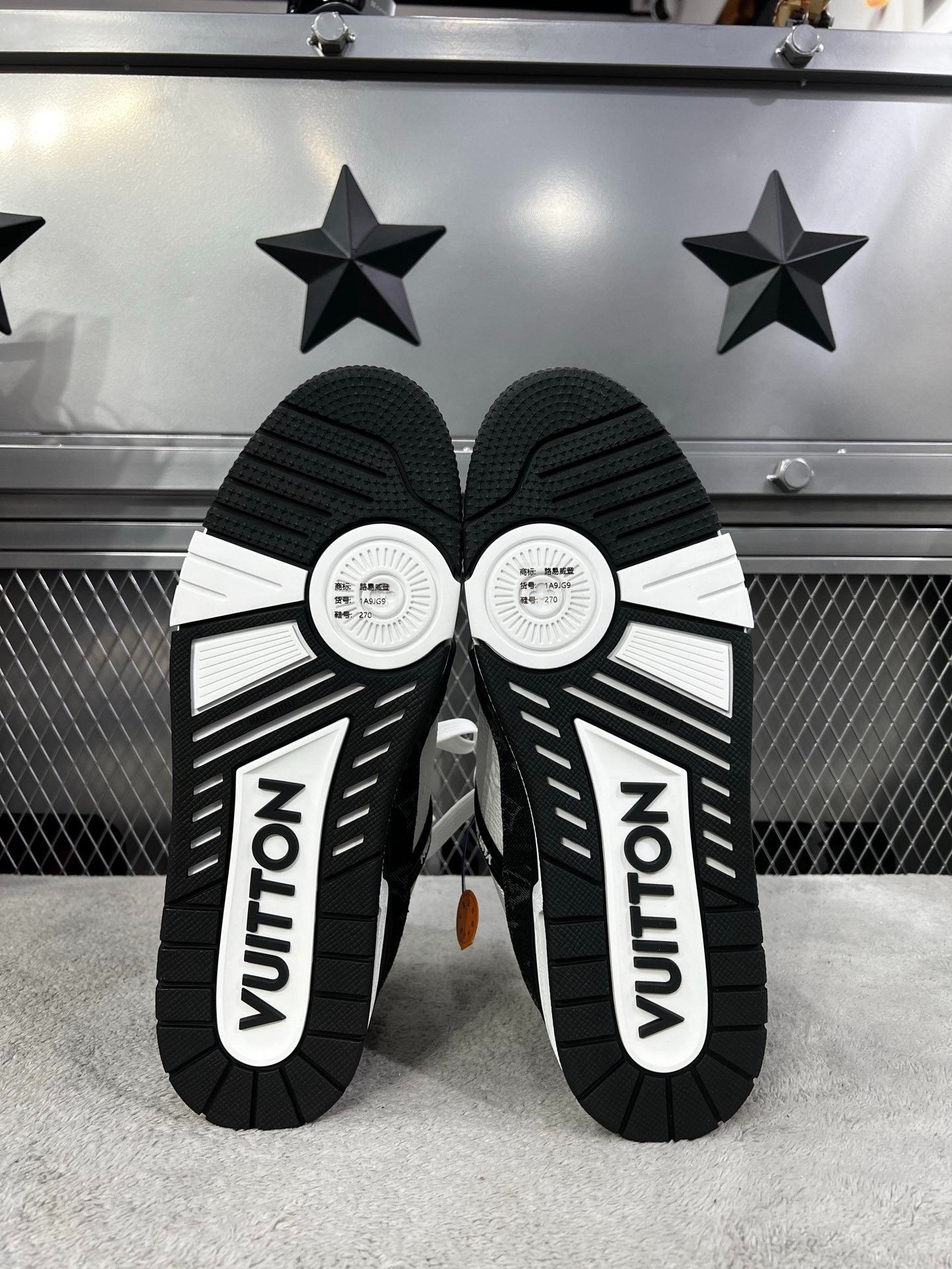 Louis Vuitton Louis Vuitton Training Denim Black Lowtop Sneakers 42 Men Size US 9 / EU 42 - 5 Thumbnail