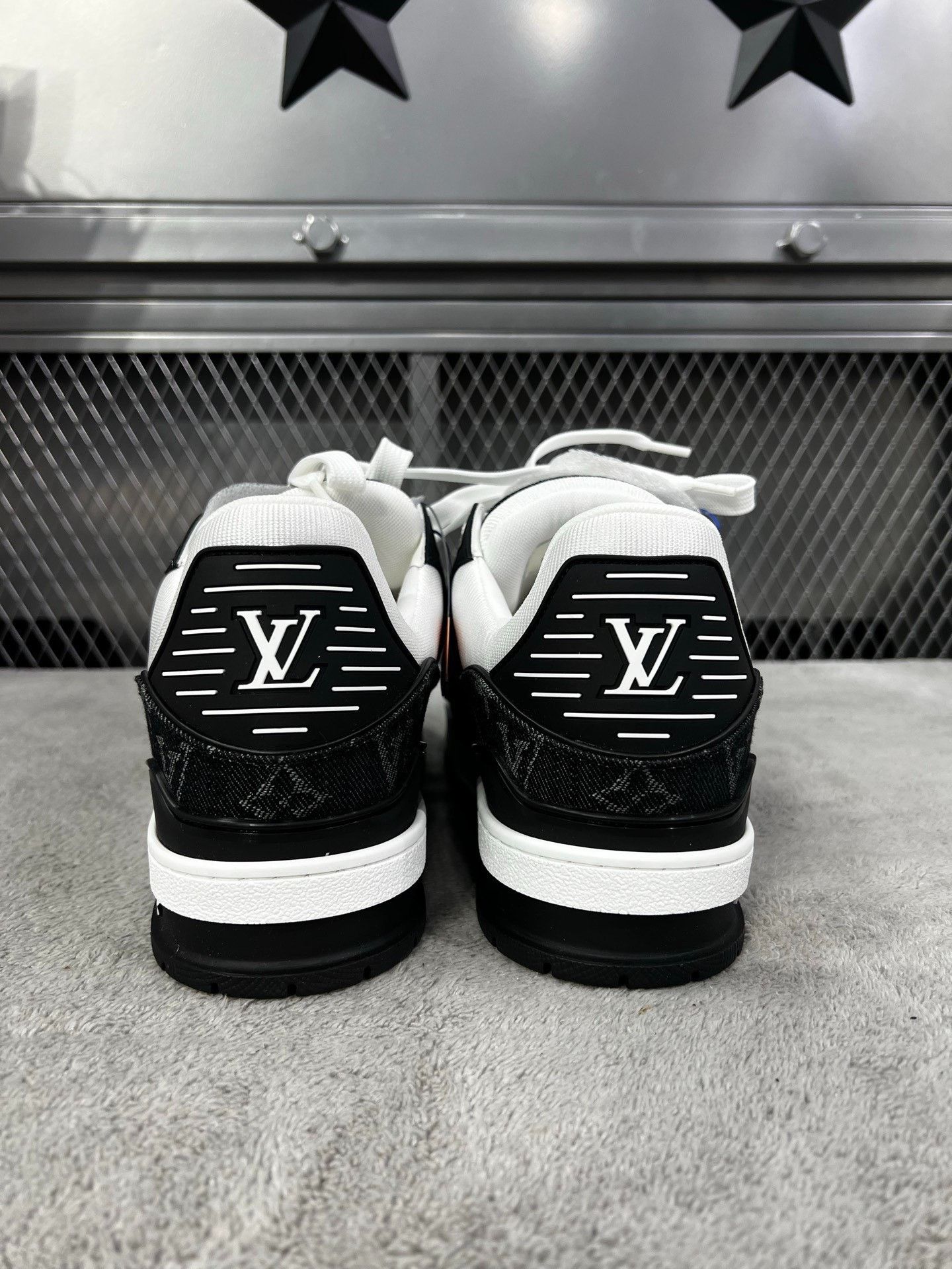 Louis Vuitton Louis Vuitton Training Denim Black Lowtop Sneakers 42 Men Size US 9 / EU 42 - 6 Thumbnail