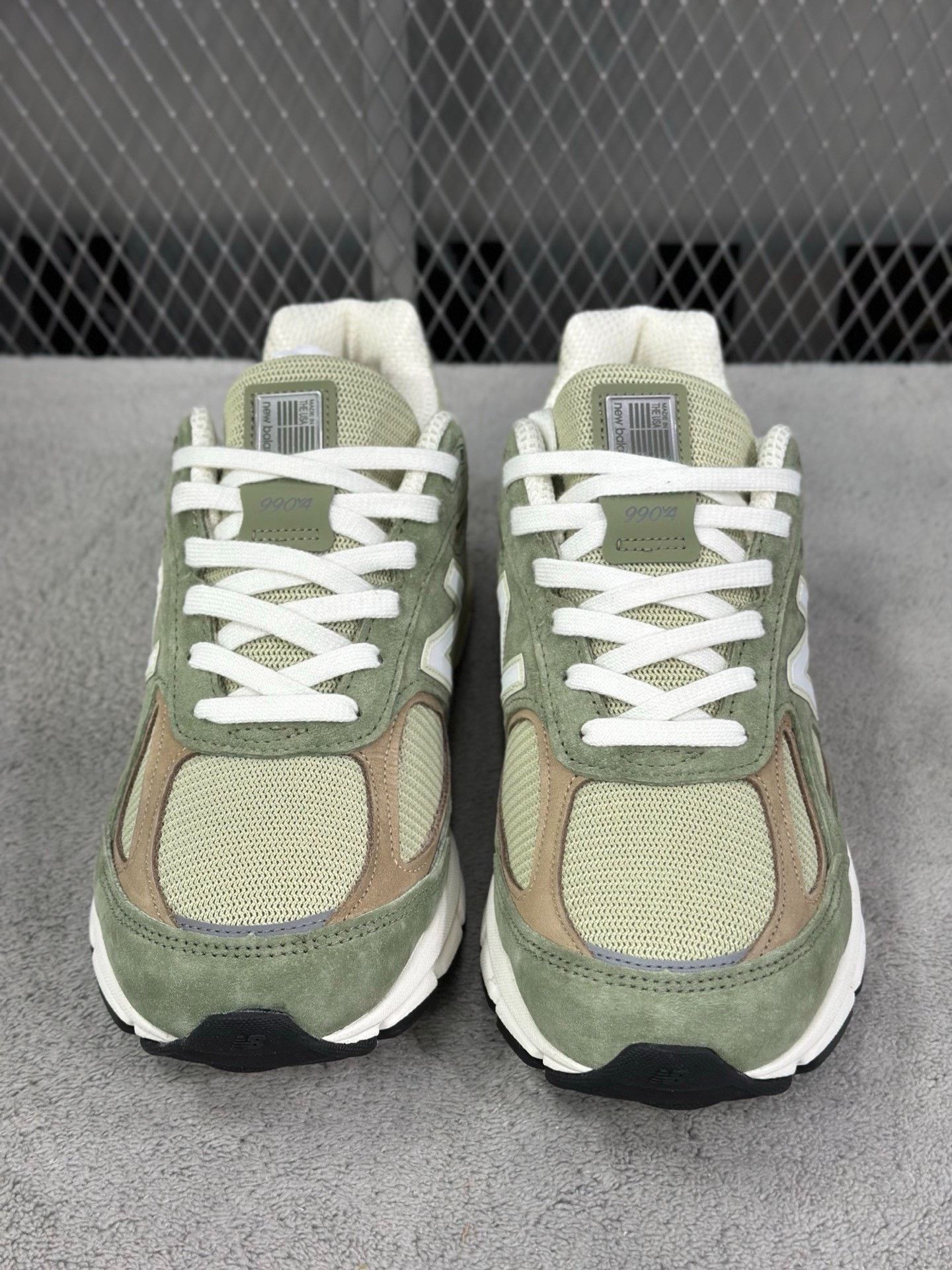 New Balance New Balance Green Lowtop Sneakers 43 Men Size US 10 / EU 43 - 2 Thumbnail