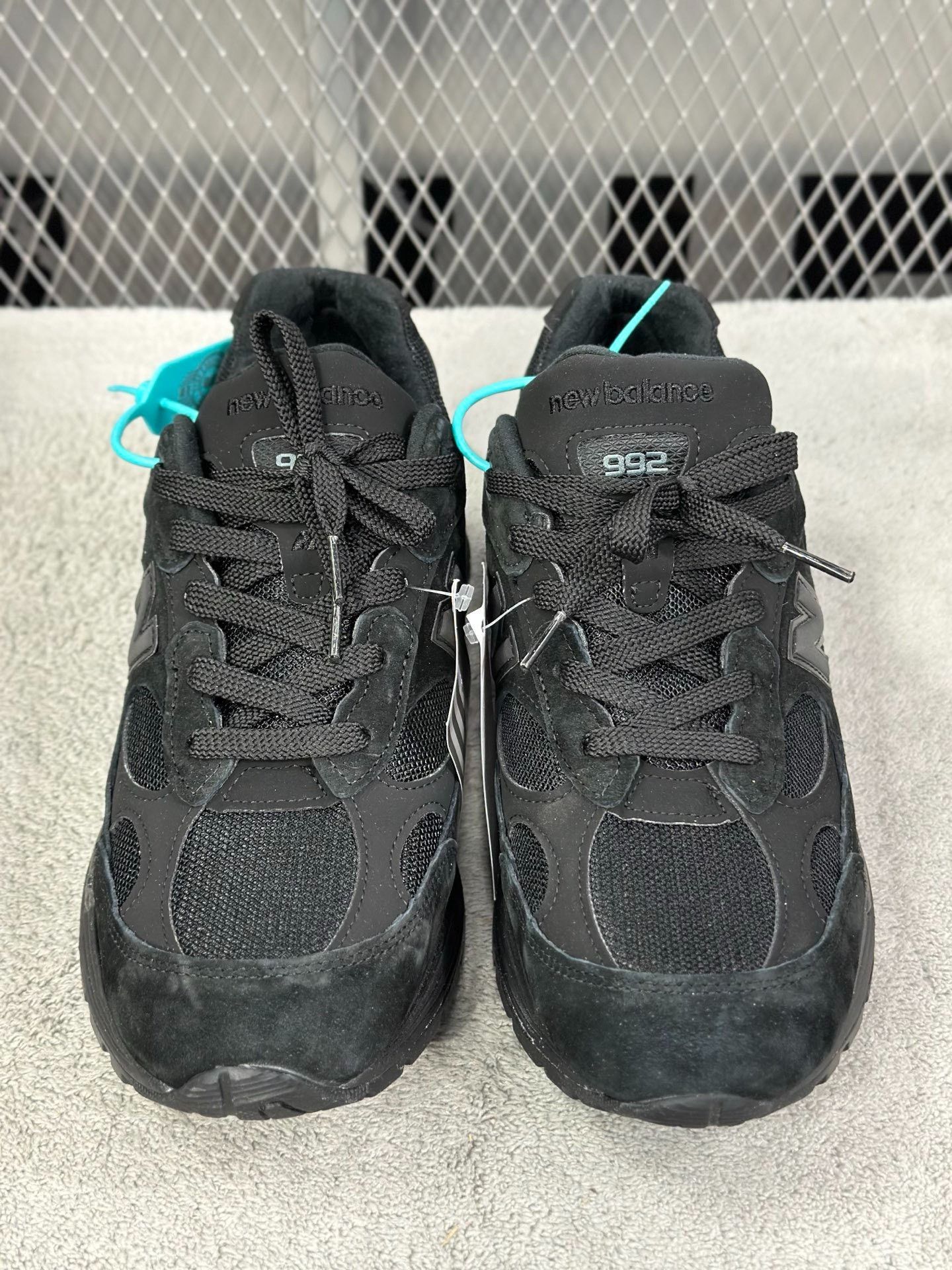New Balance New Balance Black Lowtop Sneakers 43 Men Size US 10 / EU 43 - 2 Thumbnail