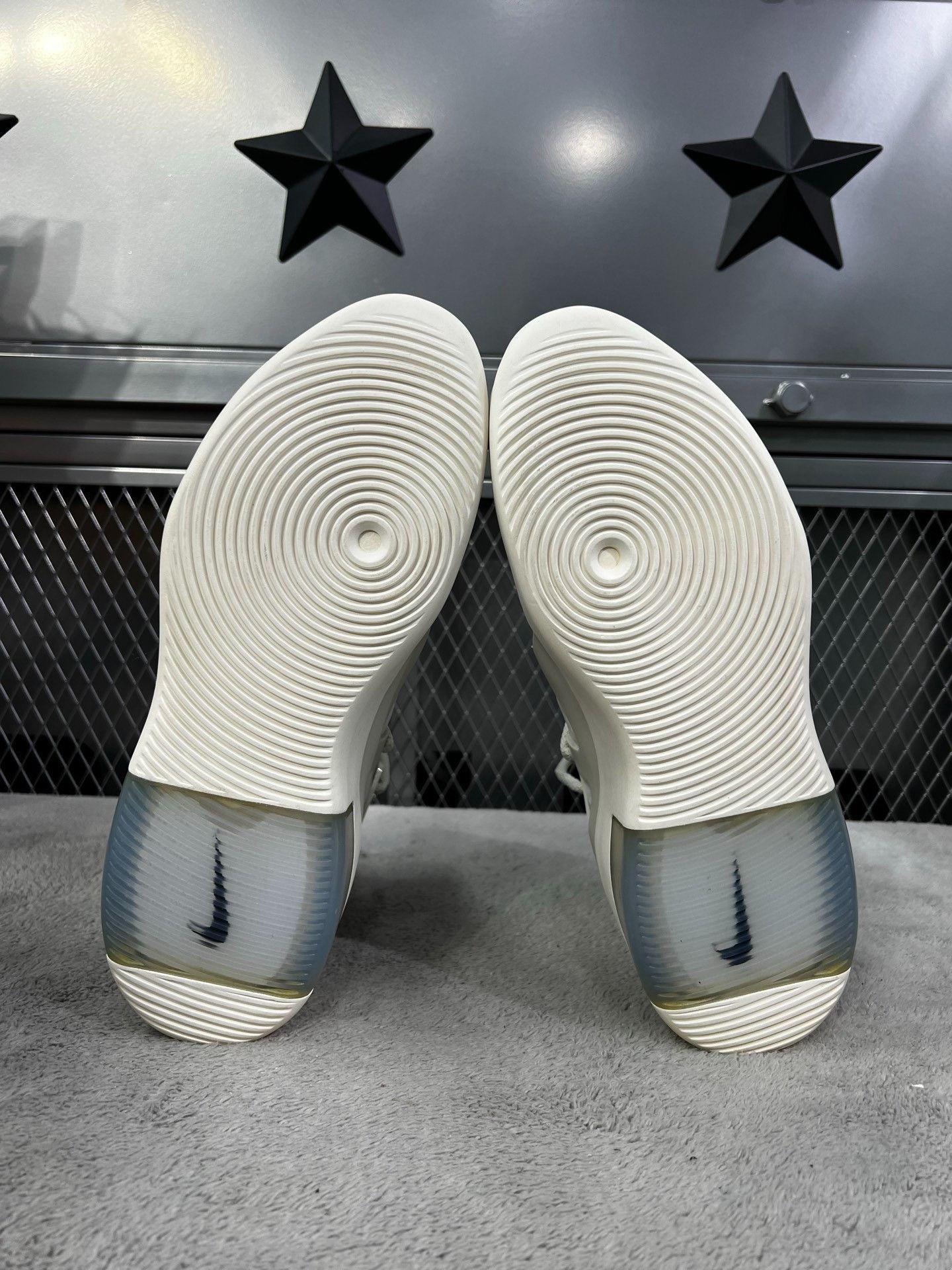 Fear of God Fear of God Retro White Hitop Sneakers 40 Men Size US 7.5 / EU 40-41 - 5 Thumbnail