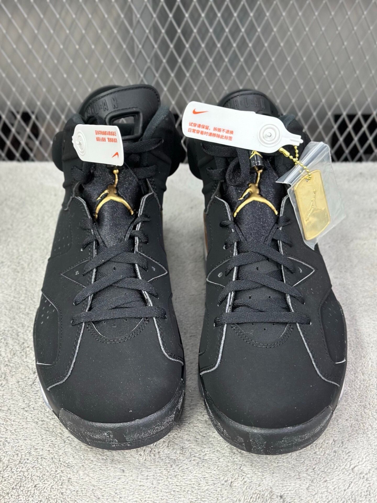 Nike Nike Black Lowtop Sneakers 44 Men Size US 10.5 / EU 43-44 - 2 Thumbnail