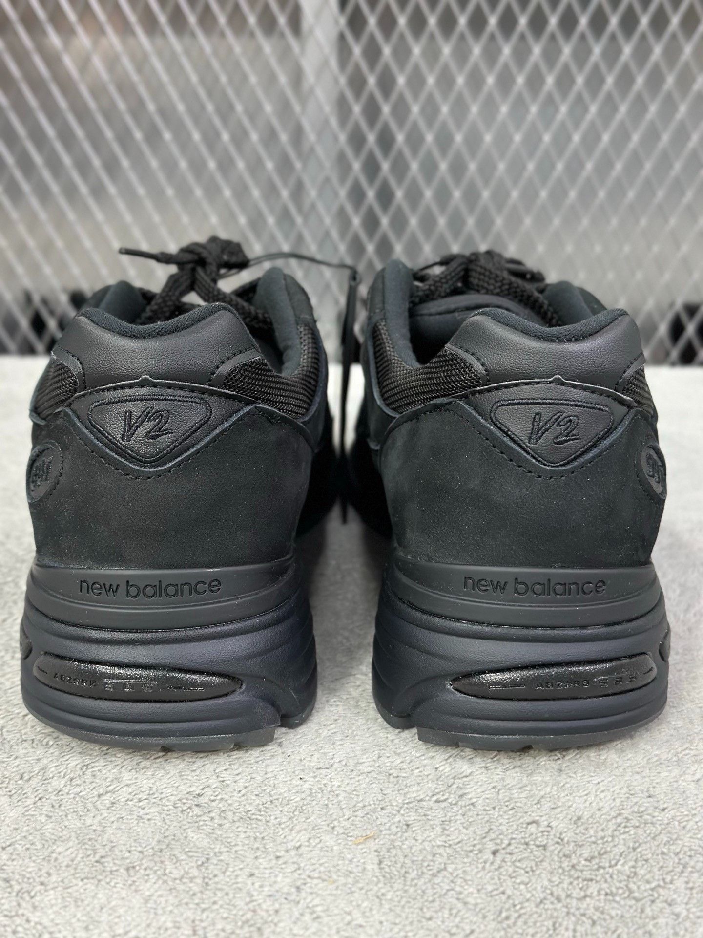 New Balance New Balance Black Lowtop Sneakers 44 Men Size US 10.5 / EU 43-44 - 6 Thumbnail