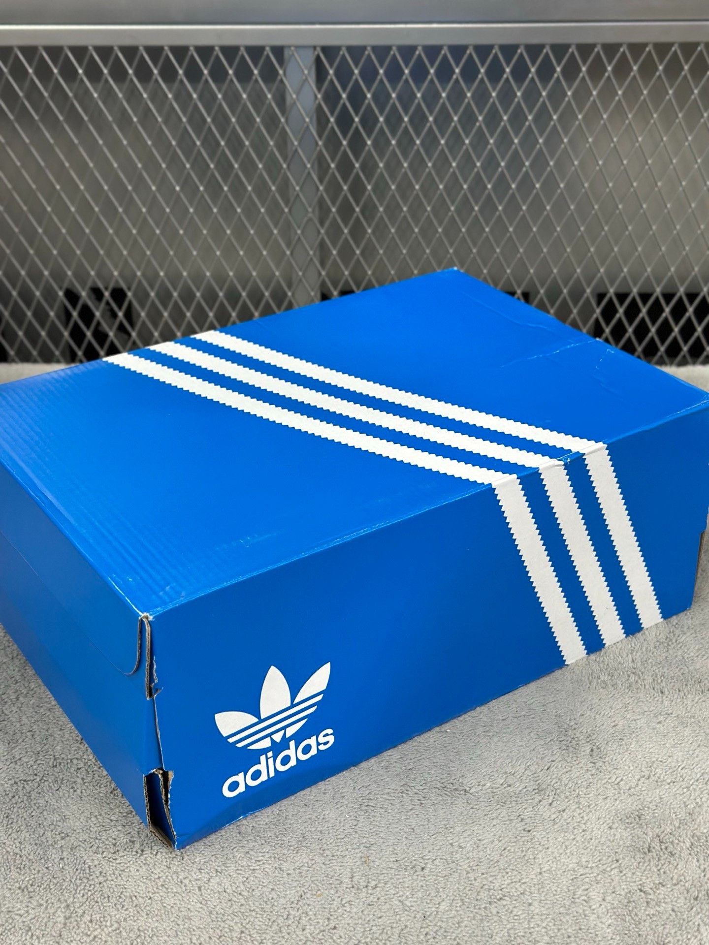 Adidas Adidas Blue Lowtop Sneakers 43 Men Size US 10 / EU 43 - 8 Thumbnail