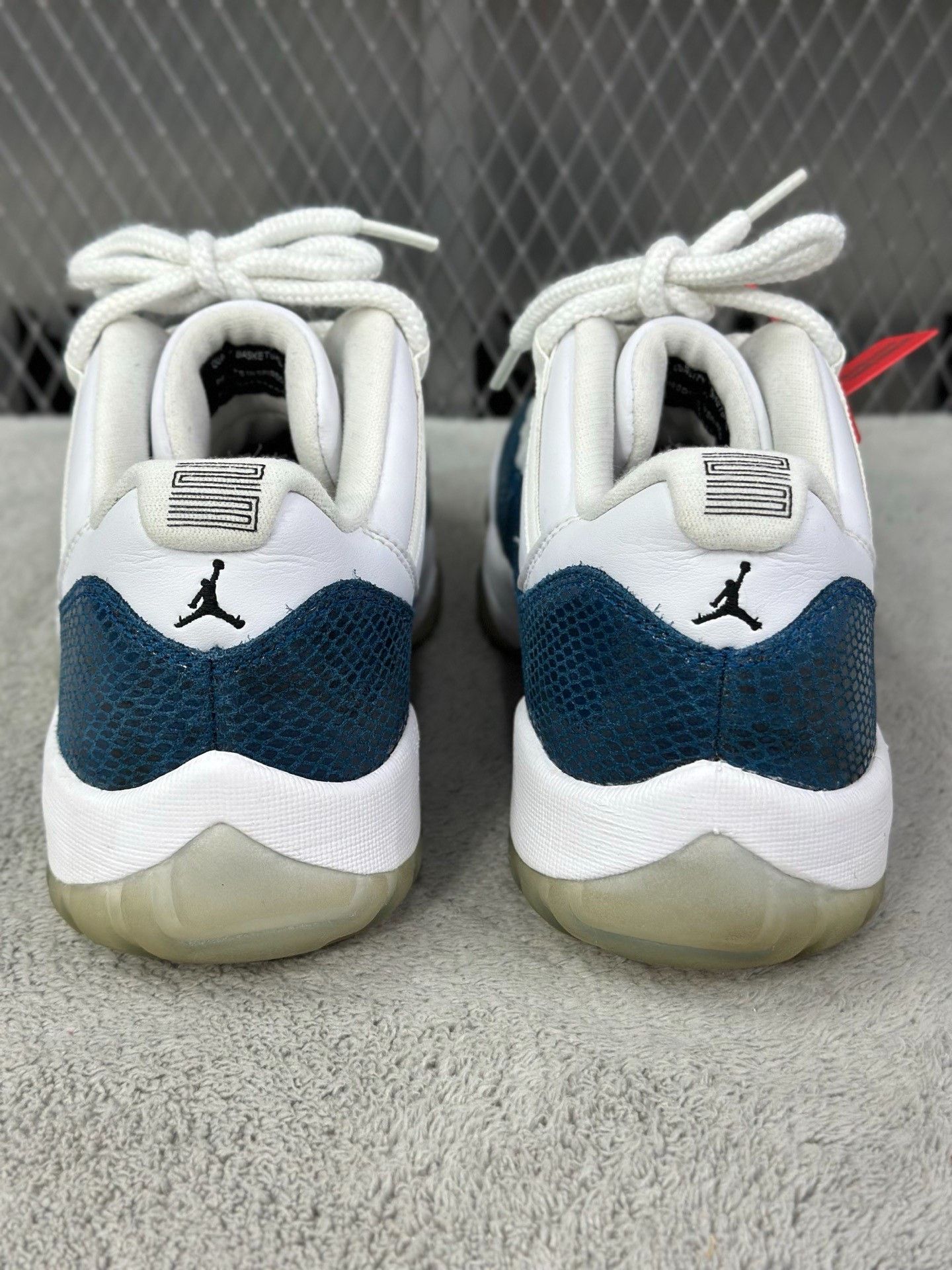 Nike Nike Blue Lowtop Sneakers 19 Men Size US 10 / EU 43 - 6 Thumbnail