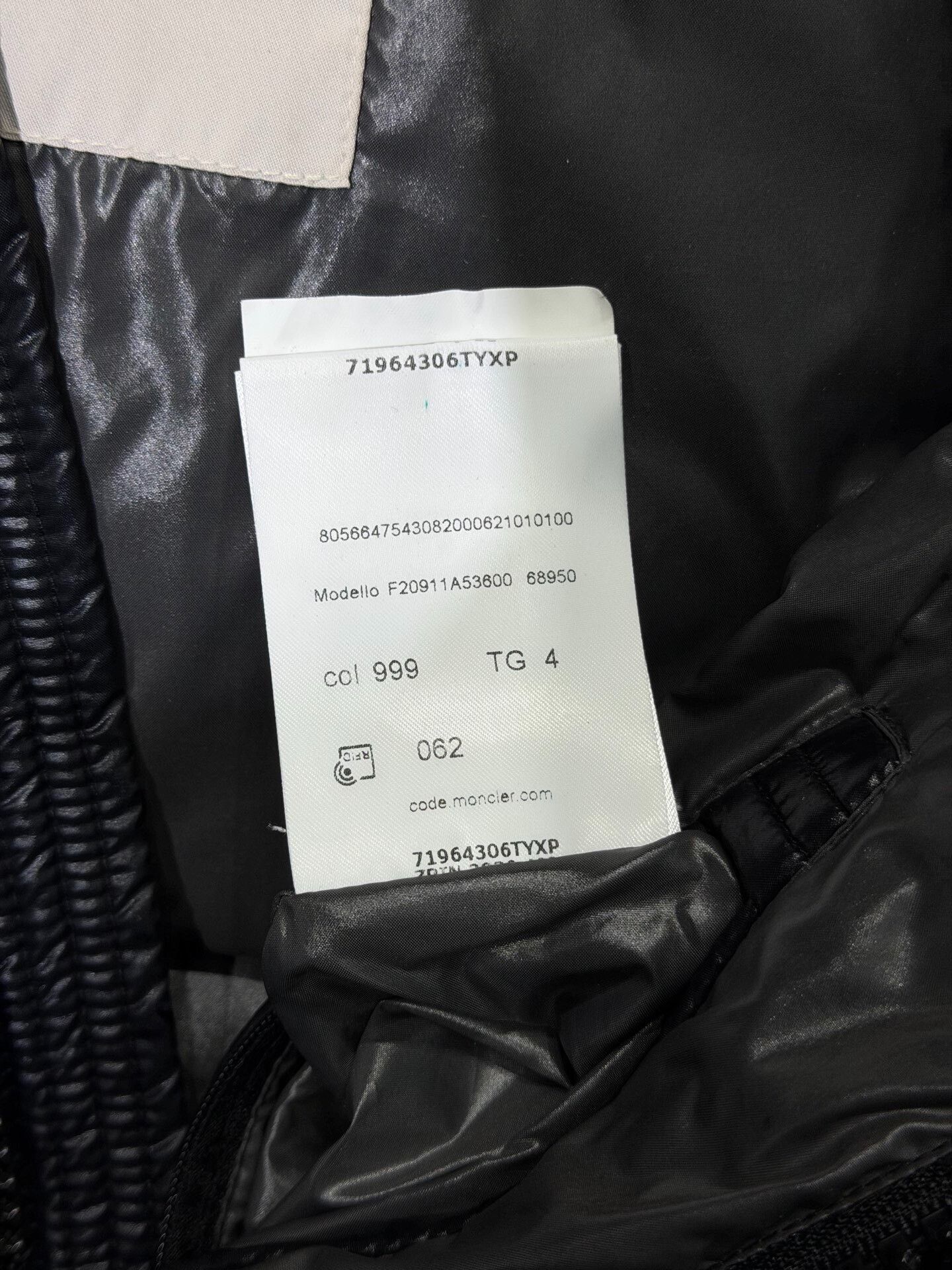 Moncler Moncler Waterproof Down Heavy Coat 44 Men Size US L / EU 52-54 / 3 - 5 Thumbnail