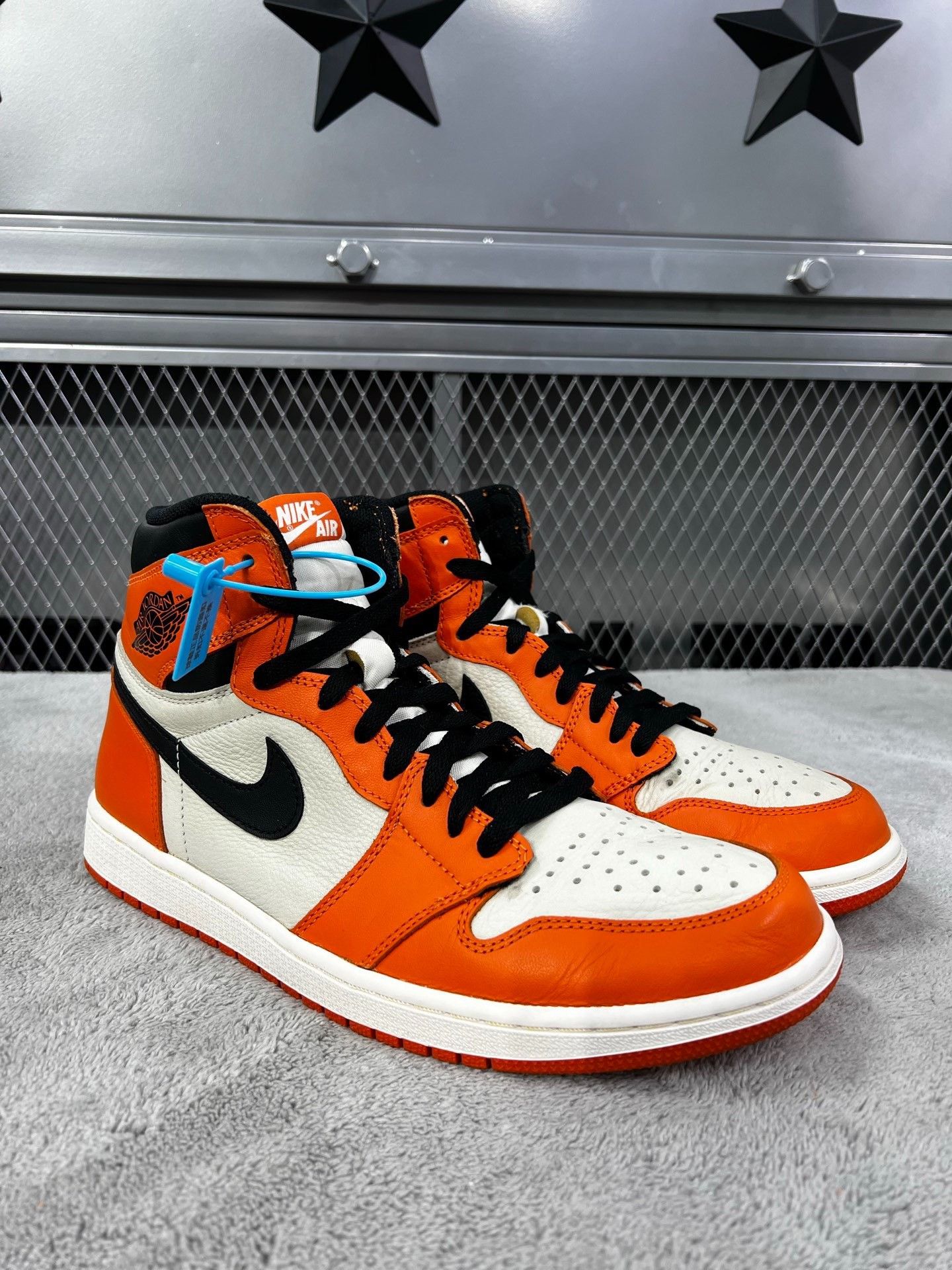 Nike Nike Red Lowtop Sneakers 44.5 Men Size US 11 / EU 44 - 3 Thumbnail