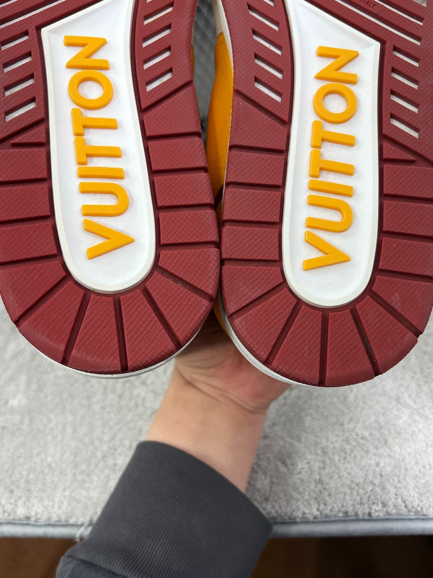 Louis Vuitton Louis Vuitton Training Red Lowtop Sneakers 44 Men Size US 10.5 / EU 43-44 - 6 Thumbnail