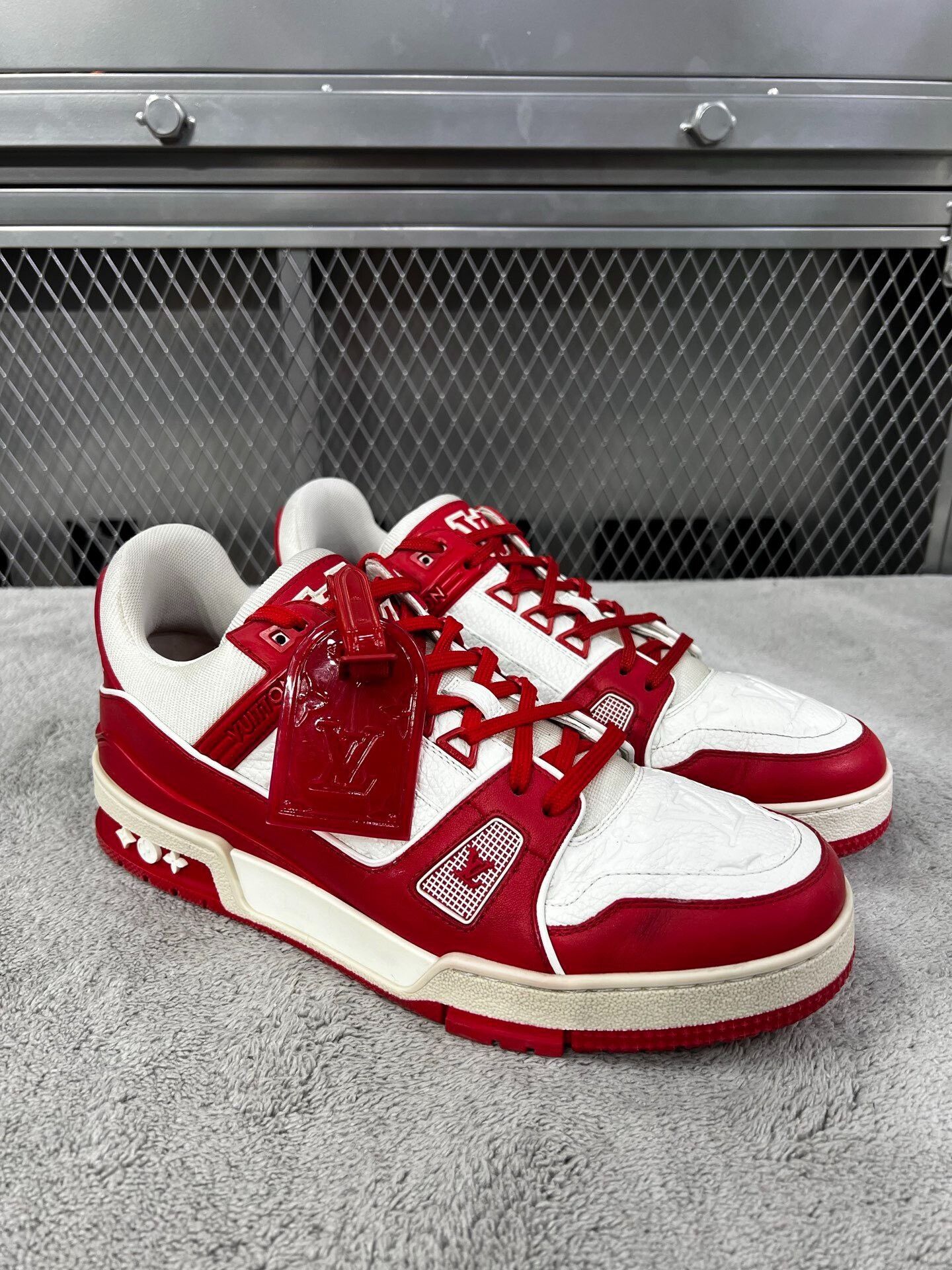 Louis Vuitton Louis Vuitton Training Red Lowtop Sneakers 41 Men Size US 8.5 / EU 41-42 - 3 Thumbnail