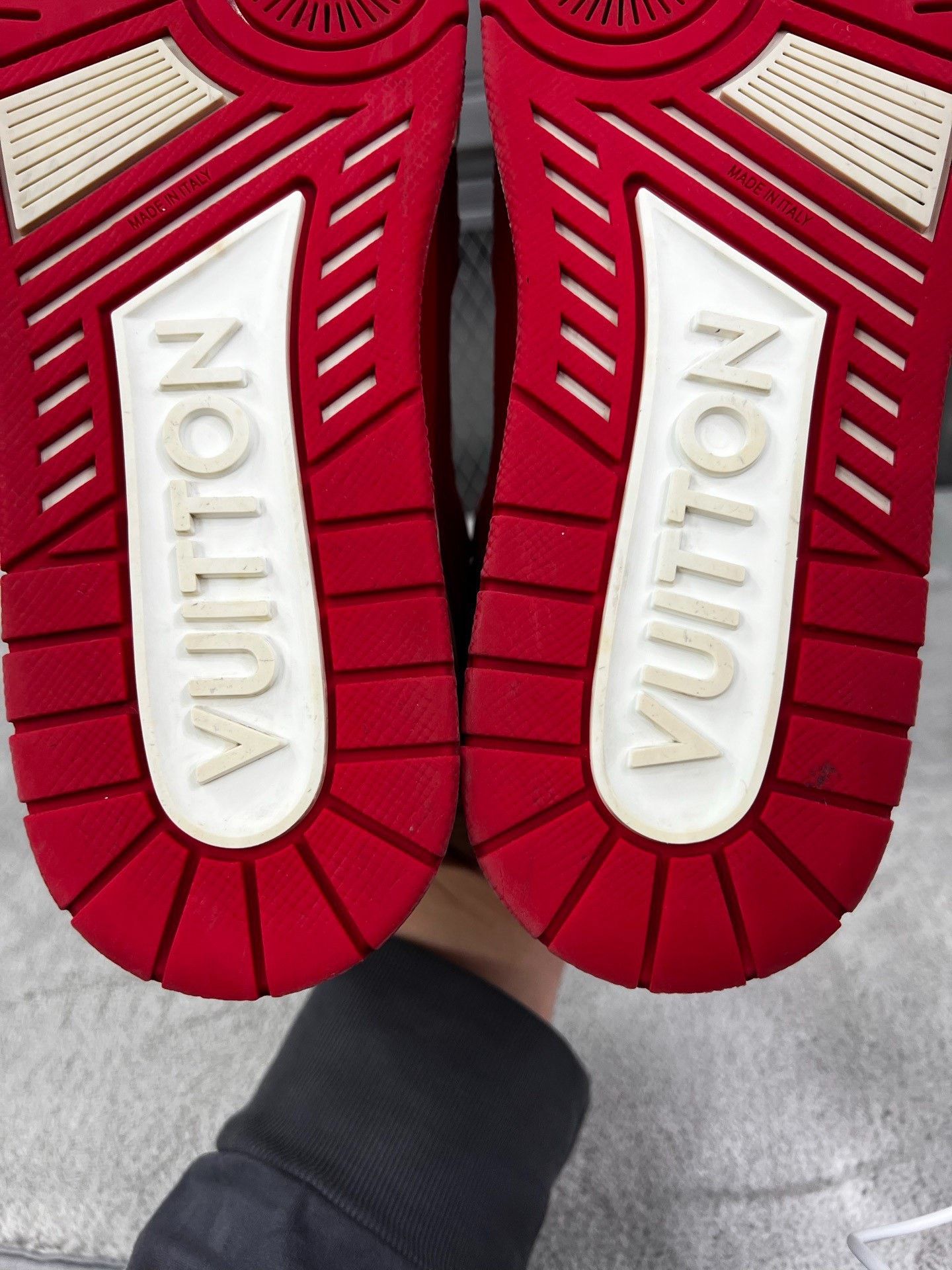 Louis Vuitton Louis Vuitton Training Red Lowtop Sneakers 41 Men Size US 8.5 / EU 41-42 - 6 Thumbnail