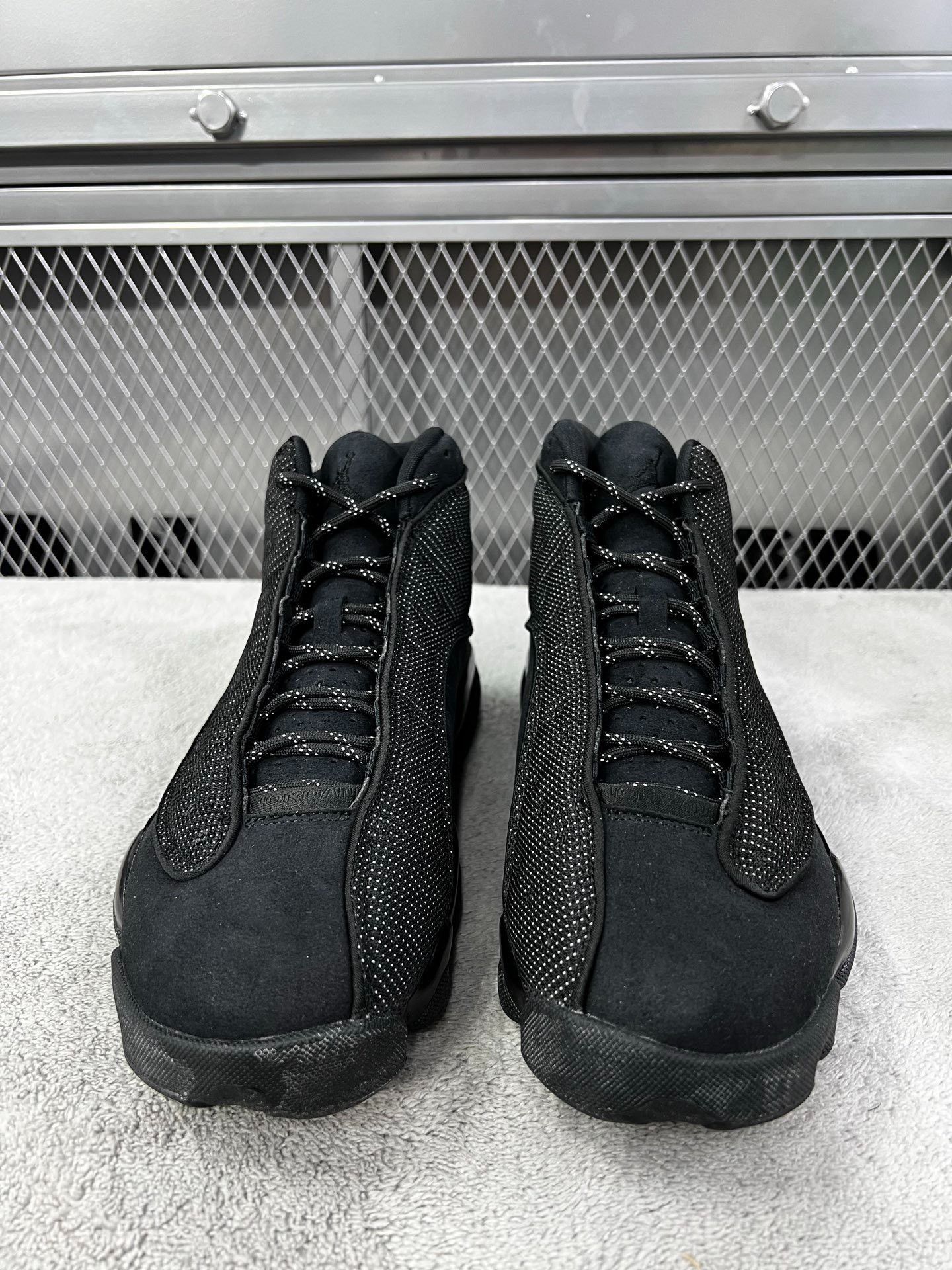 Nike Nike Retro Black Lowtop Sneakers 44 Men Size US 10.5 / EU 43-44 - 2 Thumbnail