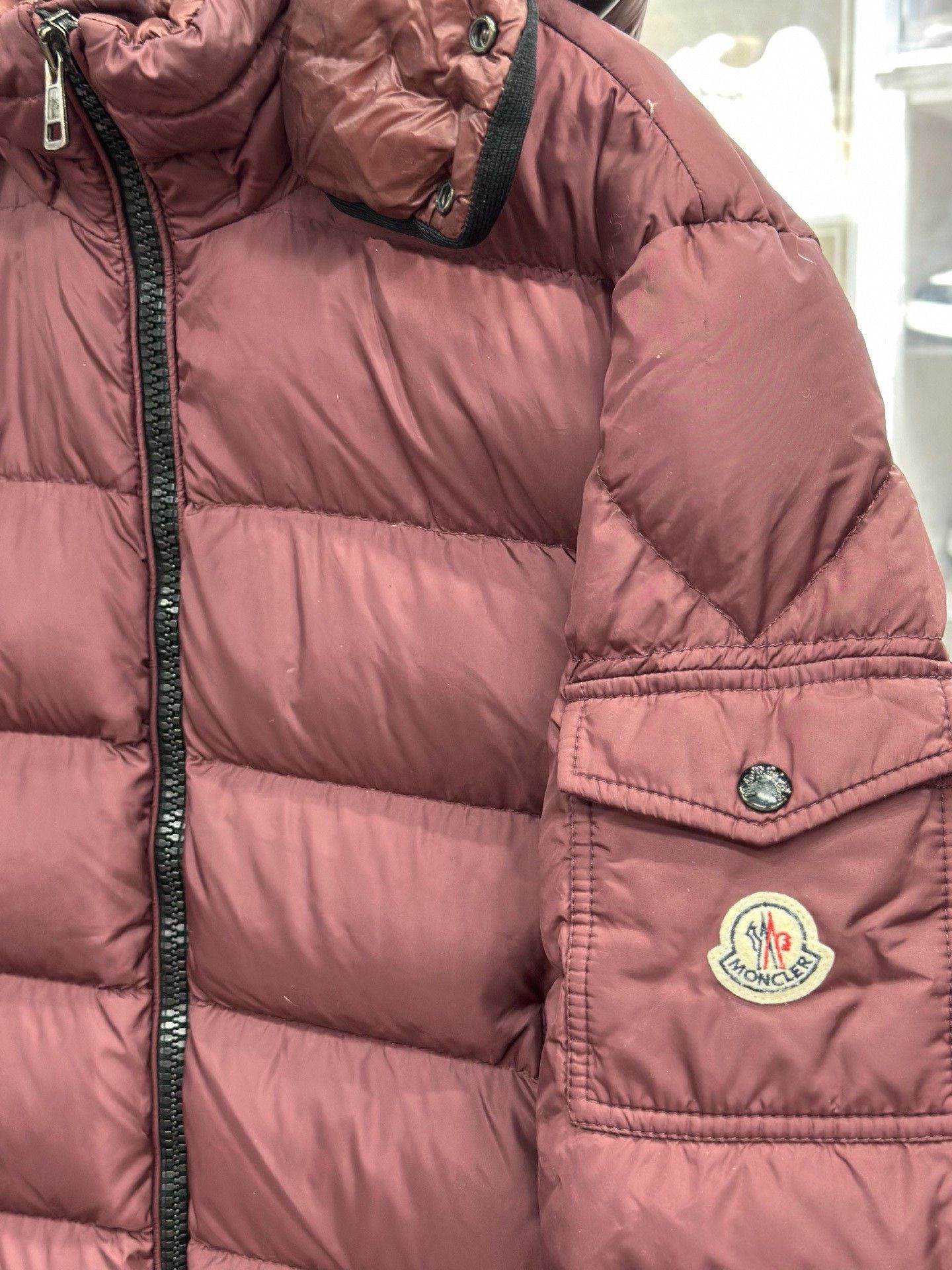 Moncler Moncler Casual Down Red Heavy Coat M Men Size US M / EU 48-50 / 2 - 2 Thumbnail