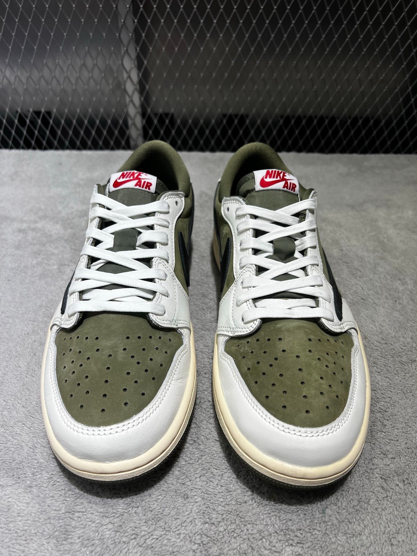 Nike Nike Green Lowtop Sneakers 43 Men Size US 10 / EU 43 - 2 Thumbnail