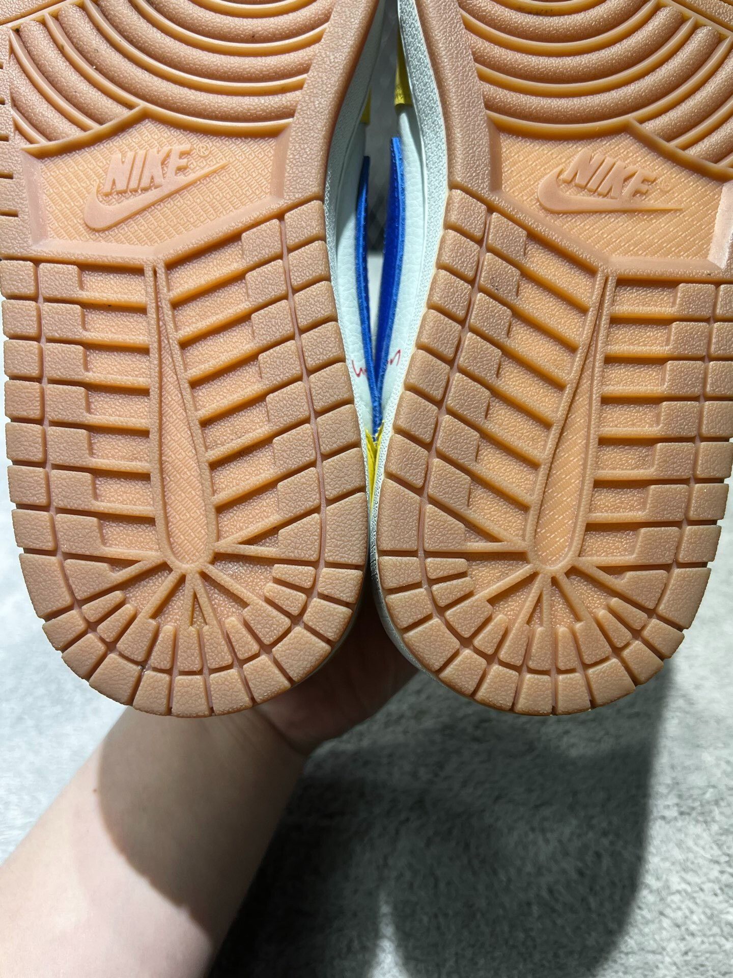 Nike Nike Yellow Lowtop Sneakers 42 Men Size US 9 / EU 42 - 6 Thumbnail
