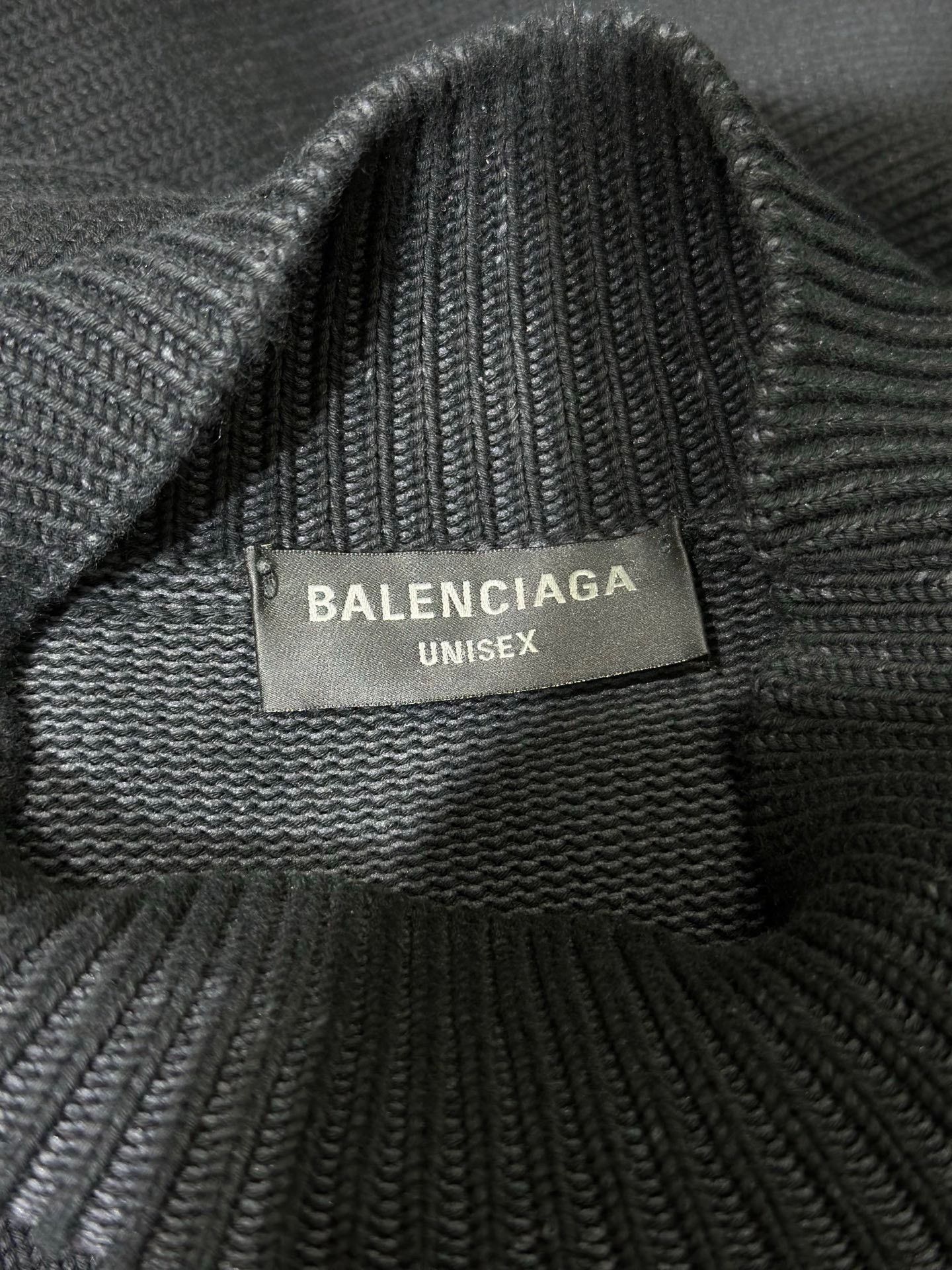 Balenciaga Balenciaga Printed Black Sweater S Men Size US S / EU 44-46 / 1 - 4 Thumbnail
