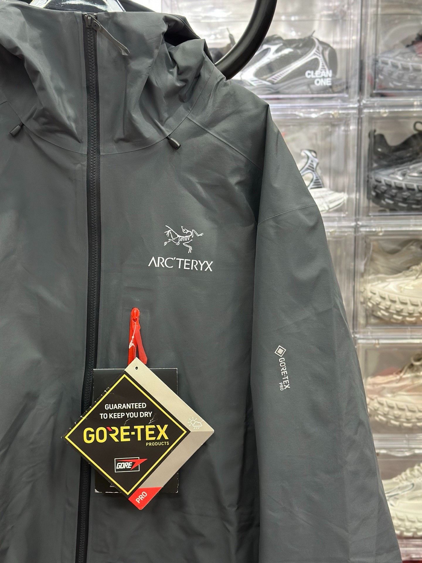 Arc'teryx Arc'teryx Light Jacket L Men Size US L / EU 52-54 / 3 - 2 Thumbnail