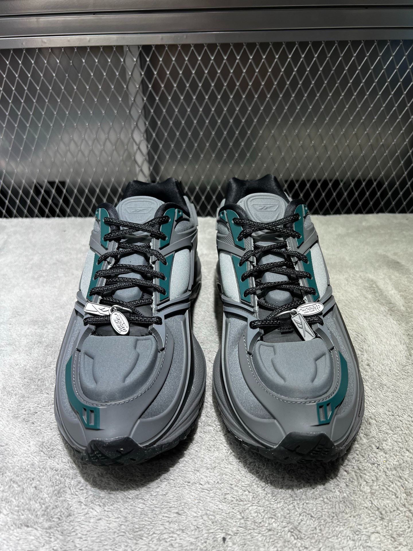 Other Gray Lowtop Sneakers 42 Men Size US 9 / EU 42 - 2 Thumbnail