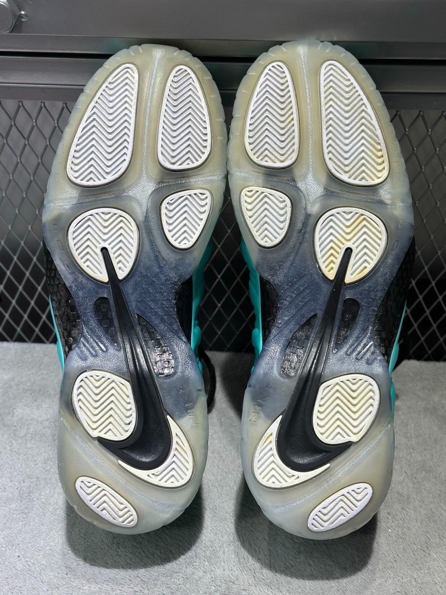 Nike Nike Green Lowtop Sneakers 46 Men Size US 12 / EU 45 - 5 Thumbnail