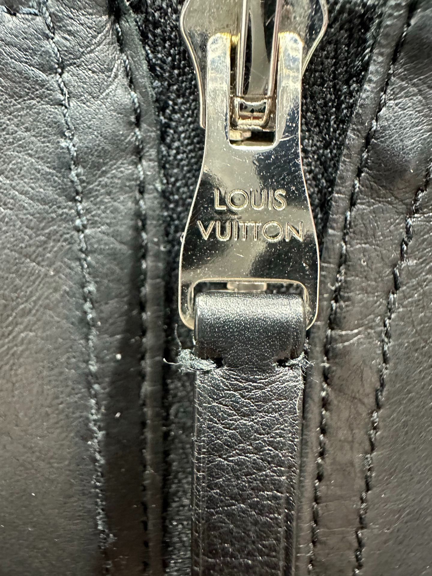 Louis Vuitton Louis Vuitton Light Jacket 44.5 Men Size US L / EU 52-54 / 3 - 3 Thumbnail