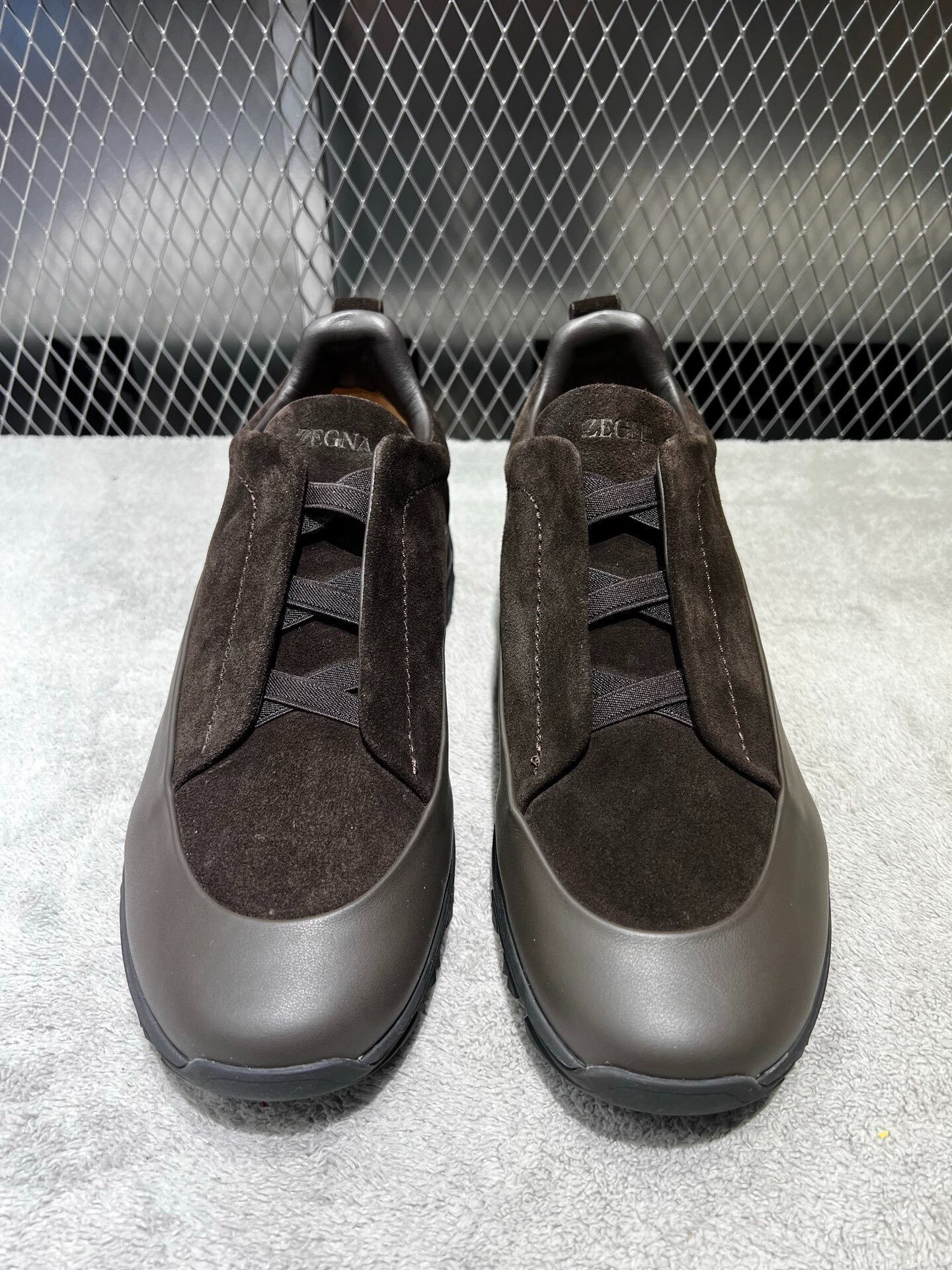 Adidas Adidas Brown Lowtop Sneakers 44 Men Size US 10.5 / EU 43-44 - 2 Thumbnail