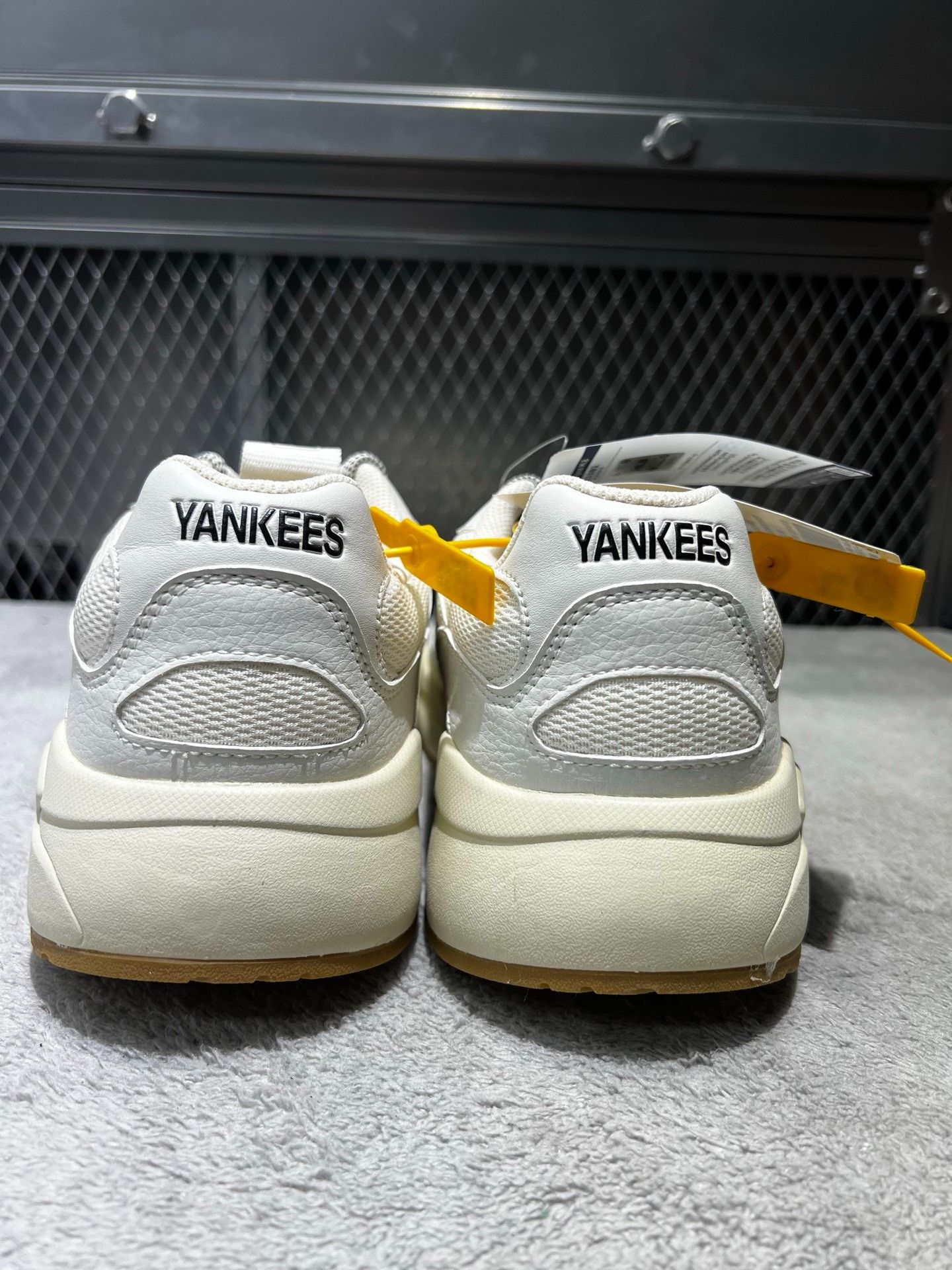 Other Leather White Lowtop Sneakers 44 Men Size US 10.5 / EU 43-44 - 6 Thumbnail