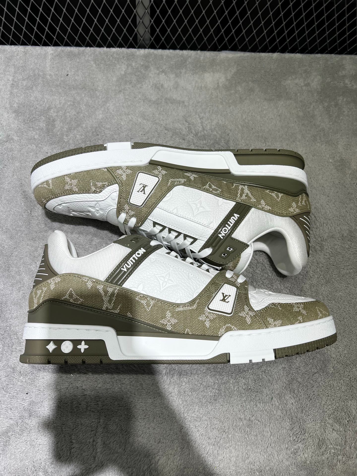 Louis Vuitton Louis Vuitton Training Denim Green Lowtop Sneakers 44 Men Size US 10.5 / EU 43-44 - 4 Thumbnail
