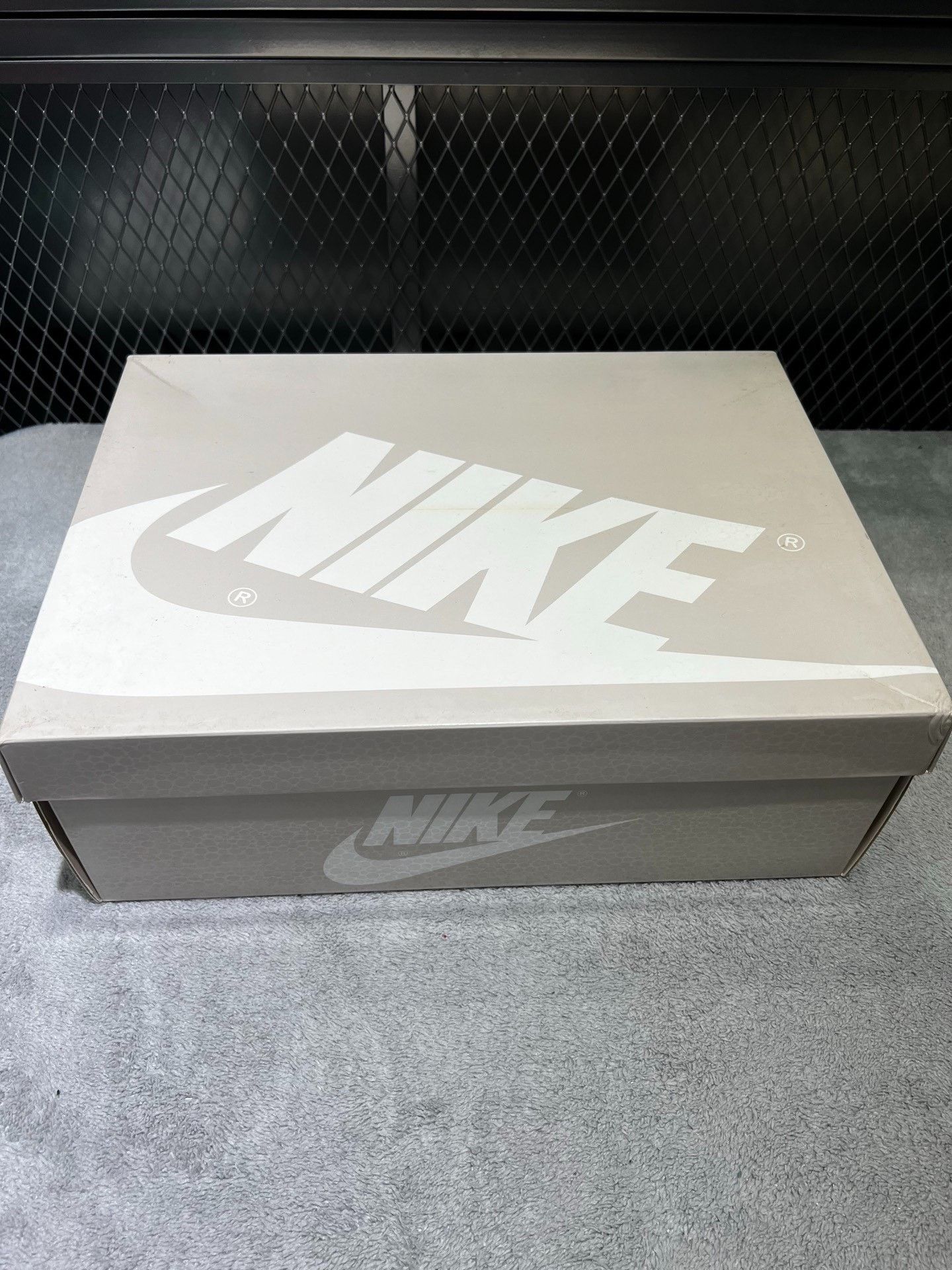 Nike Nike Retro White Lowtop Sneakers 44.5 Men Size US 11 / EU 44 - 8 Thumbnail