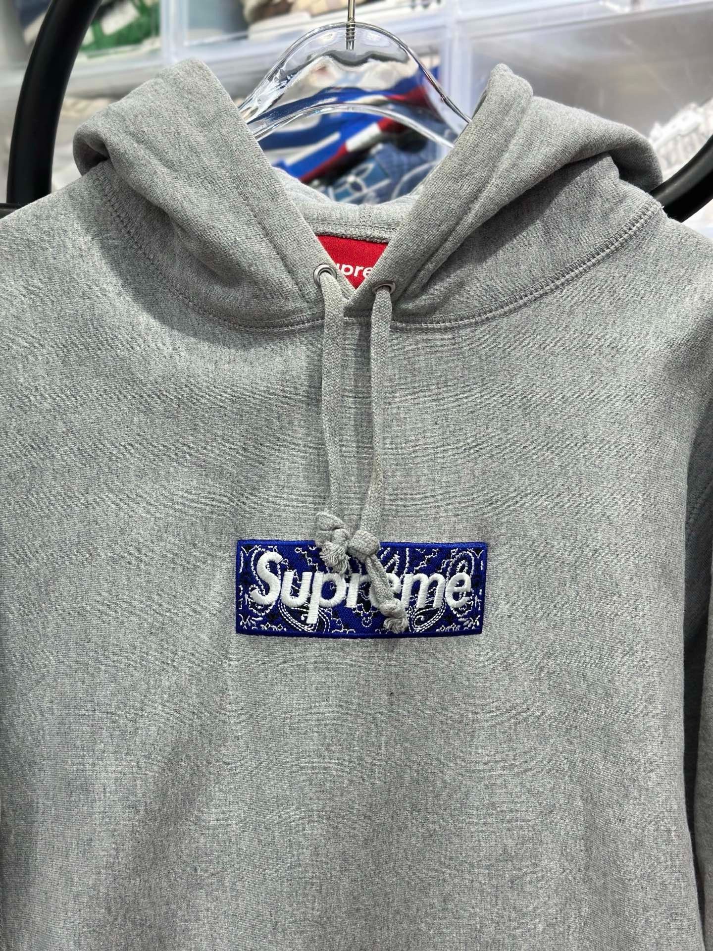 Supreme Supreme Thermal Gray Hoodie M Men Size US M / EU 48-50 / 2 - 2 Thumbnail