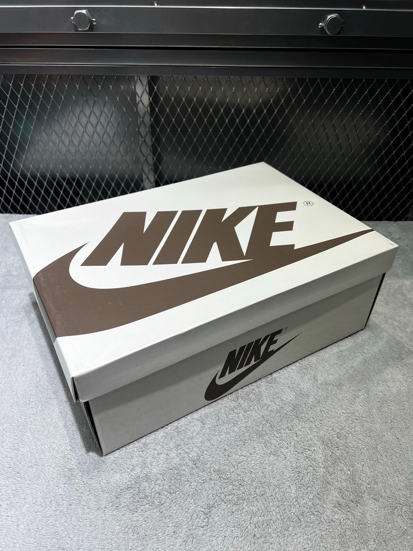 Nike Nike Yellow Lowtop Sneakers 43 Men Size US 10 / EU 43 - 8 Thumbnail