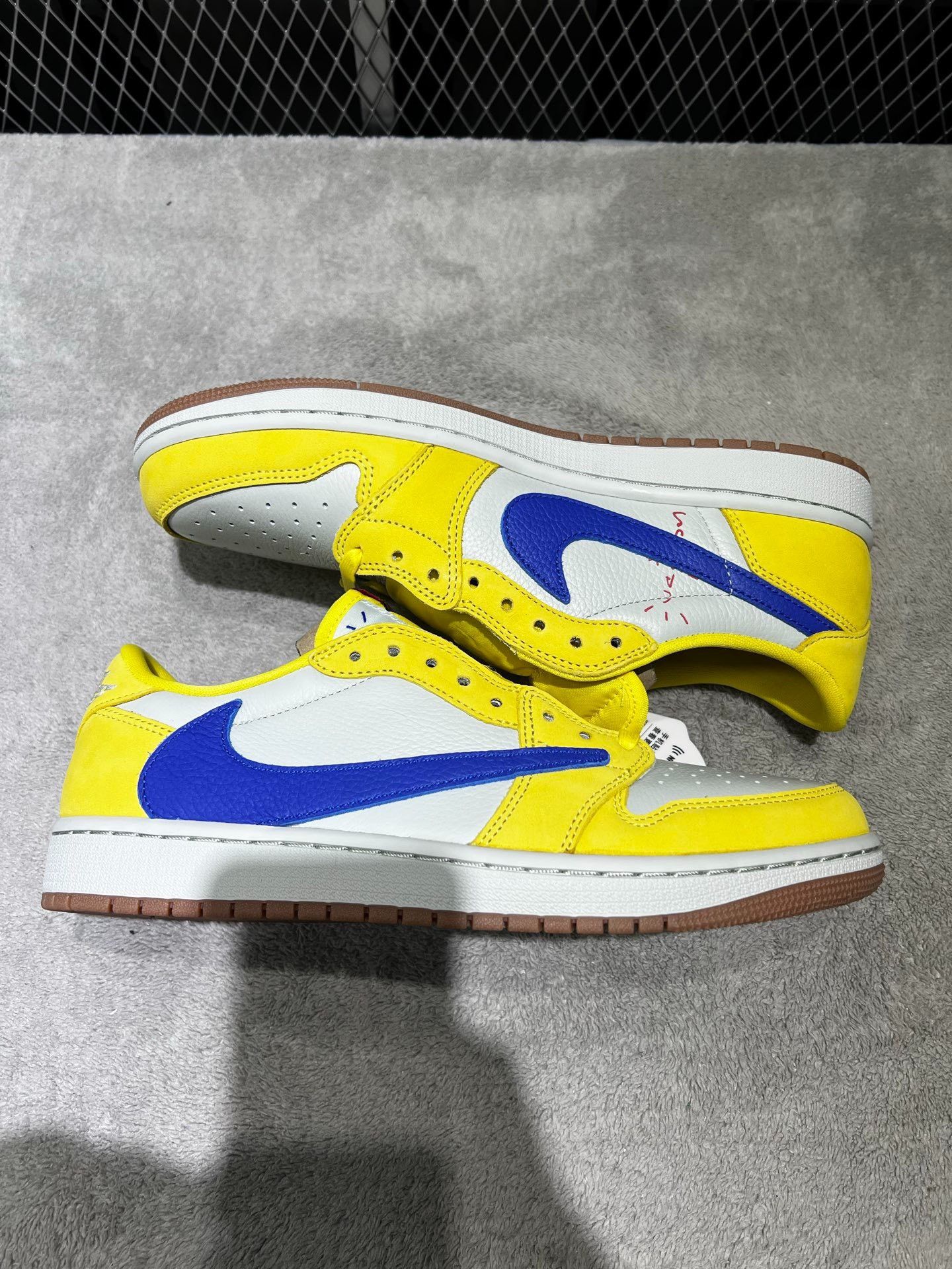 Nike Nike Yellow Lowtop Sneakers 43 Men Size US 10 / EU 43 - 4 Thumbnail