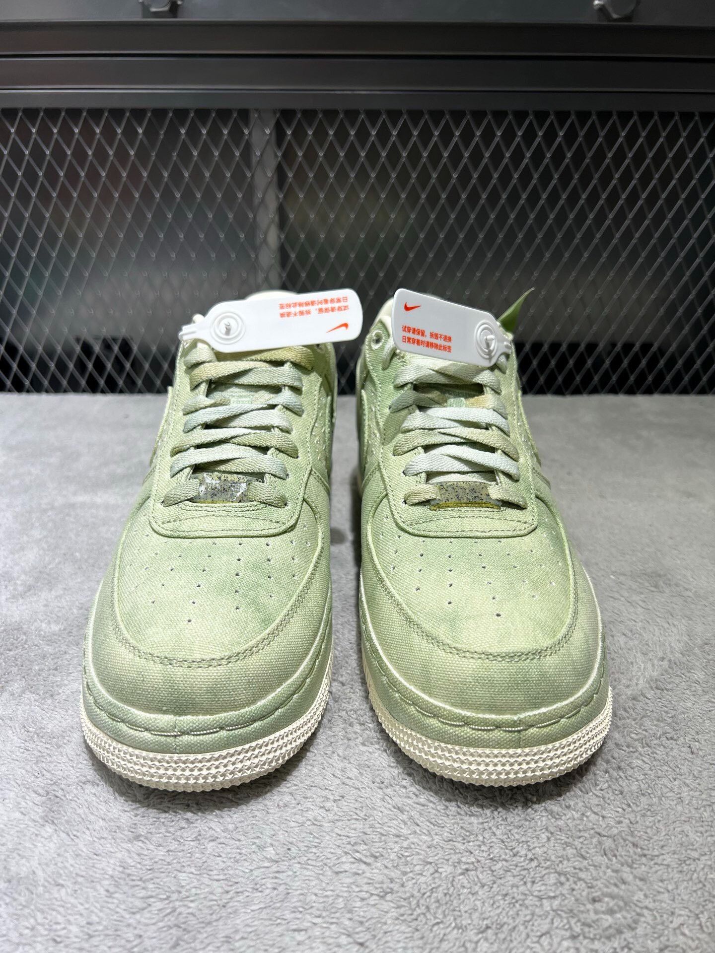 Nike Nike Green Lowtop Sneakers 43 Men Size US 10 / EU 43 - 2 Thumbnail