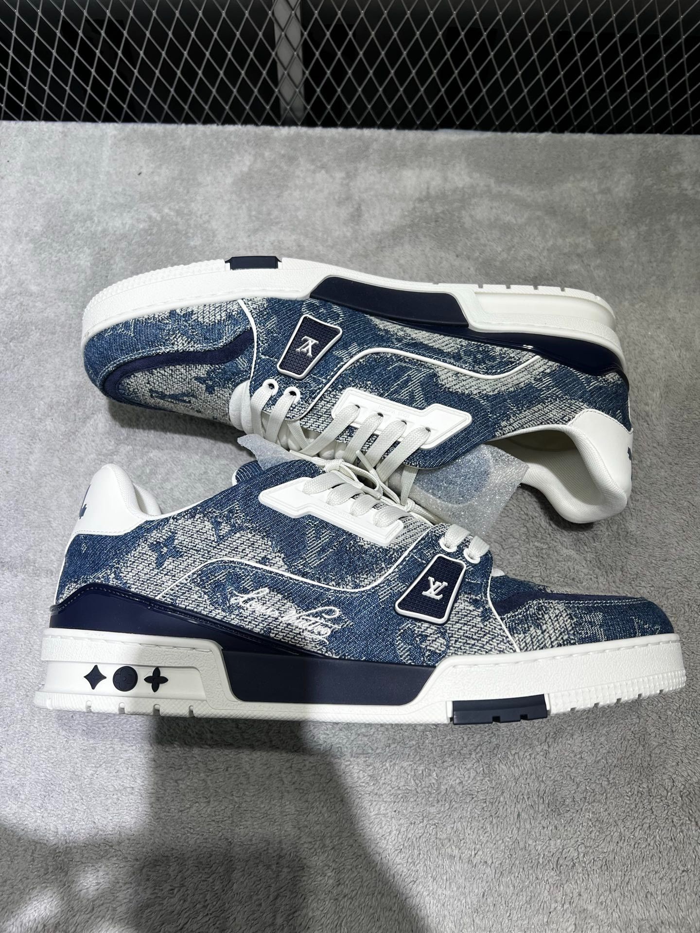 Louis Vuitton Louis Vuitton Training Denim Blue Lowtop Sneakers 44 Men Size US 10.5 / EU 43-44 - 4 Thumbnail