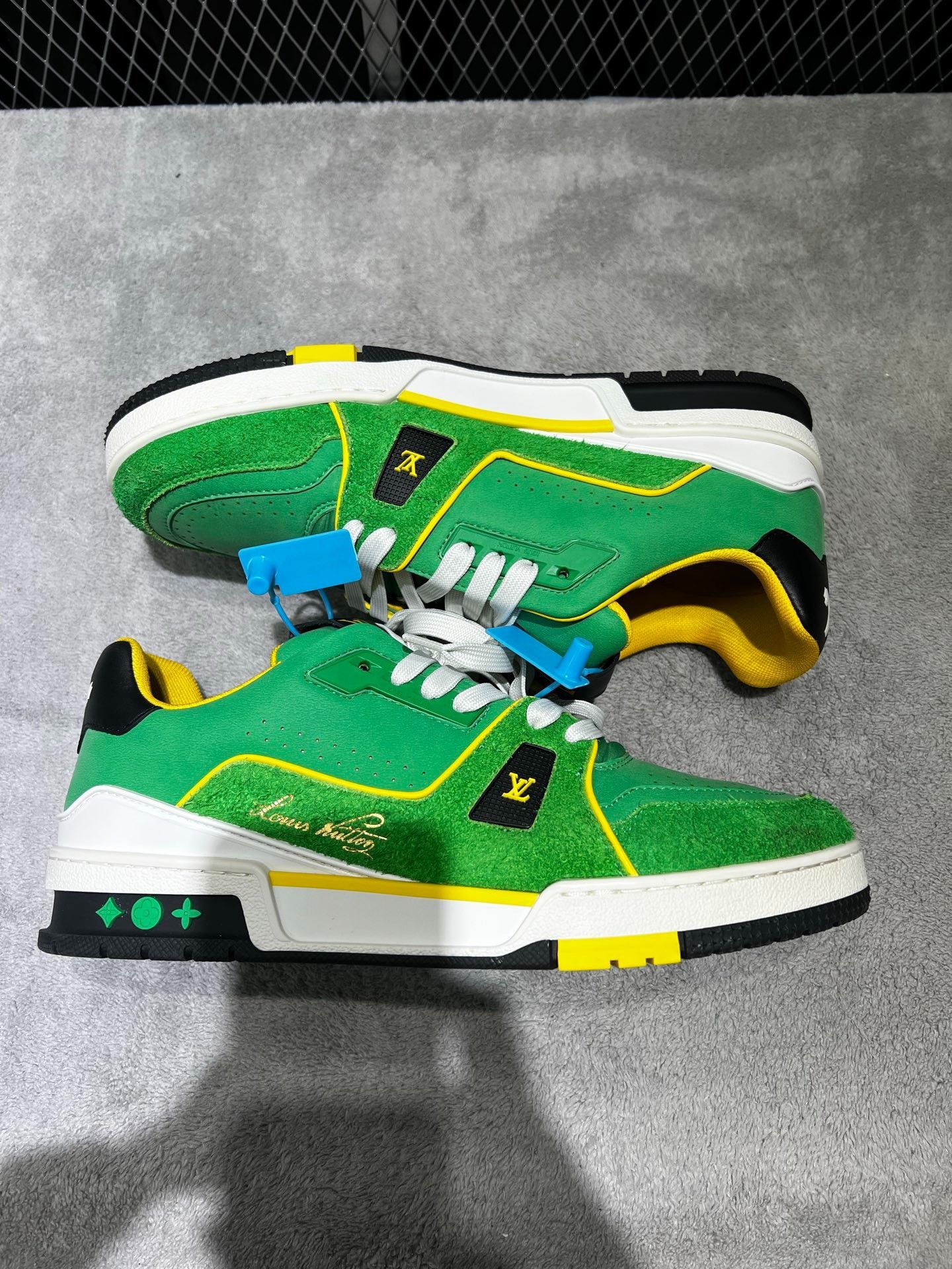 Louis Vuitton Louis Vuitton Training Green Lowtop Sneakers 42 Men Size US 9 / EU 42 - 4 Thumbnail