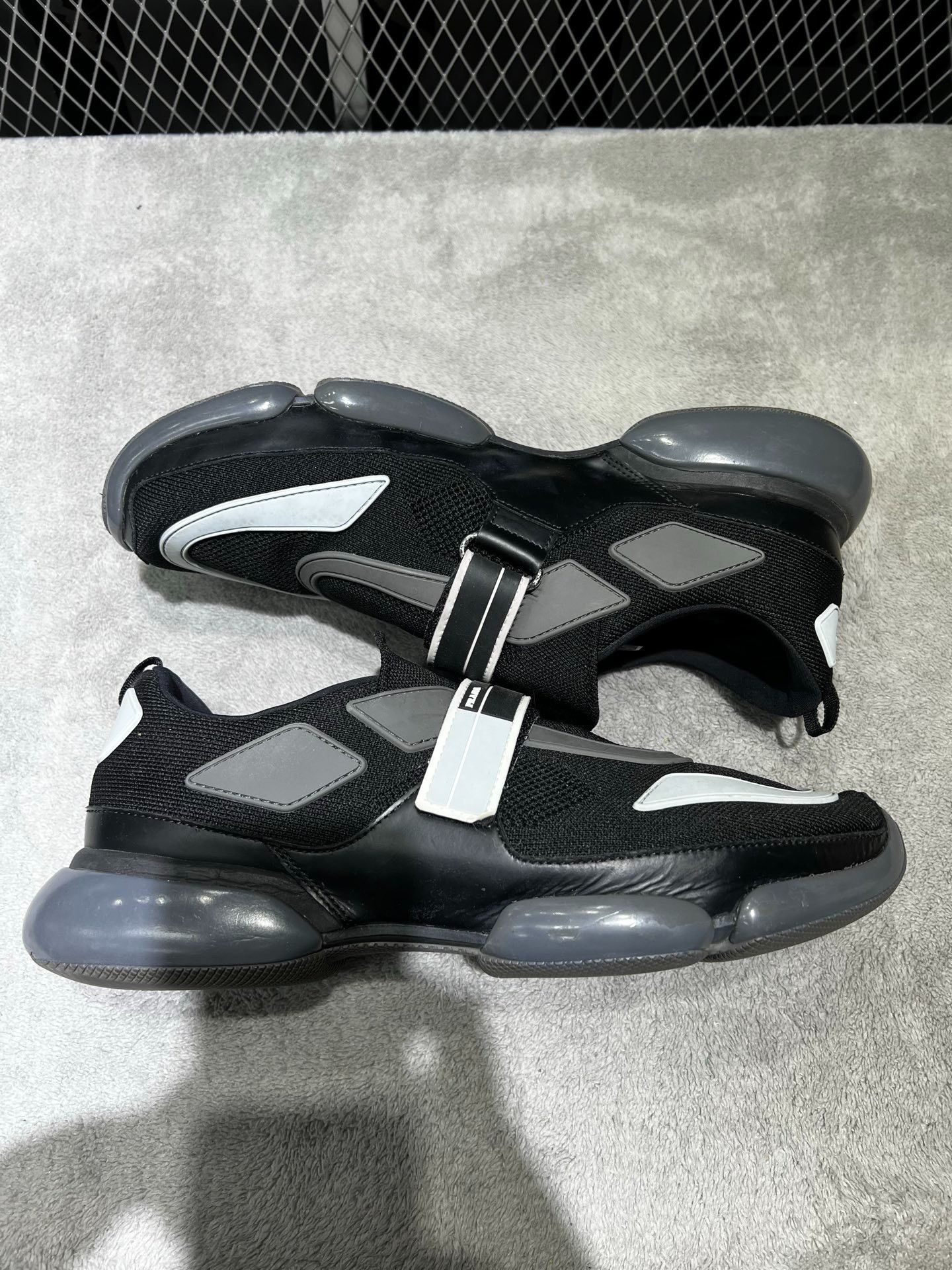 Prada Prada Gray Lowtop Sneakers 43.5 Men Size US 10.5 / EU 43-44 - 4 Thumbnail