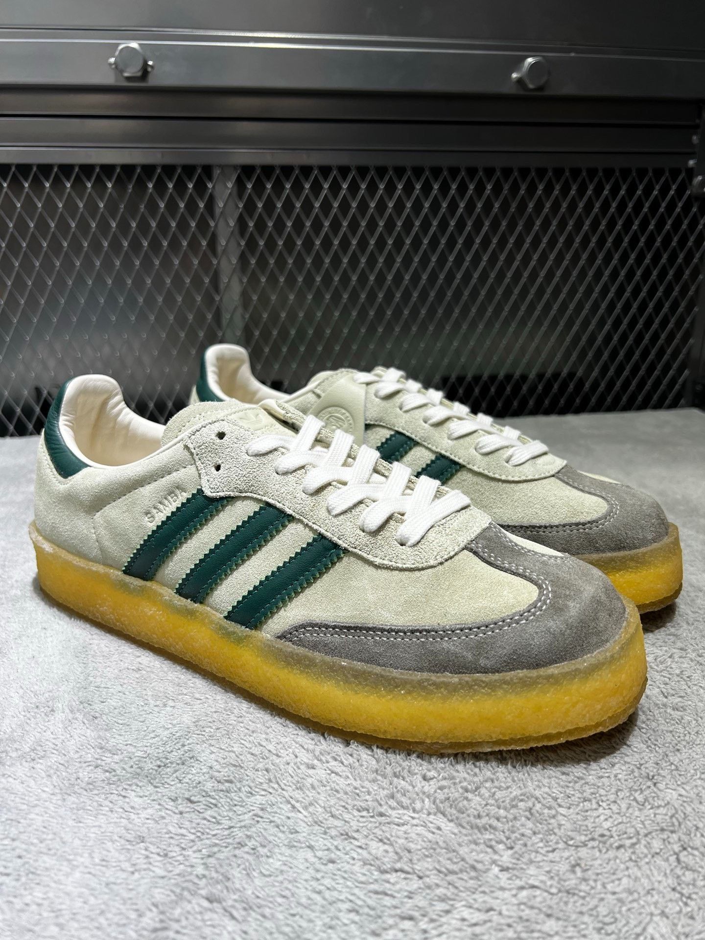 Adidas Adidas Green Lowtop Sneakers 43 Men Size US 10 / EU 43 - 3 Thumbnail