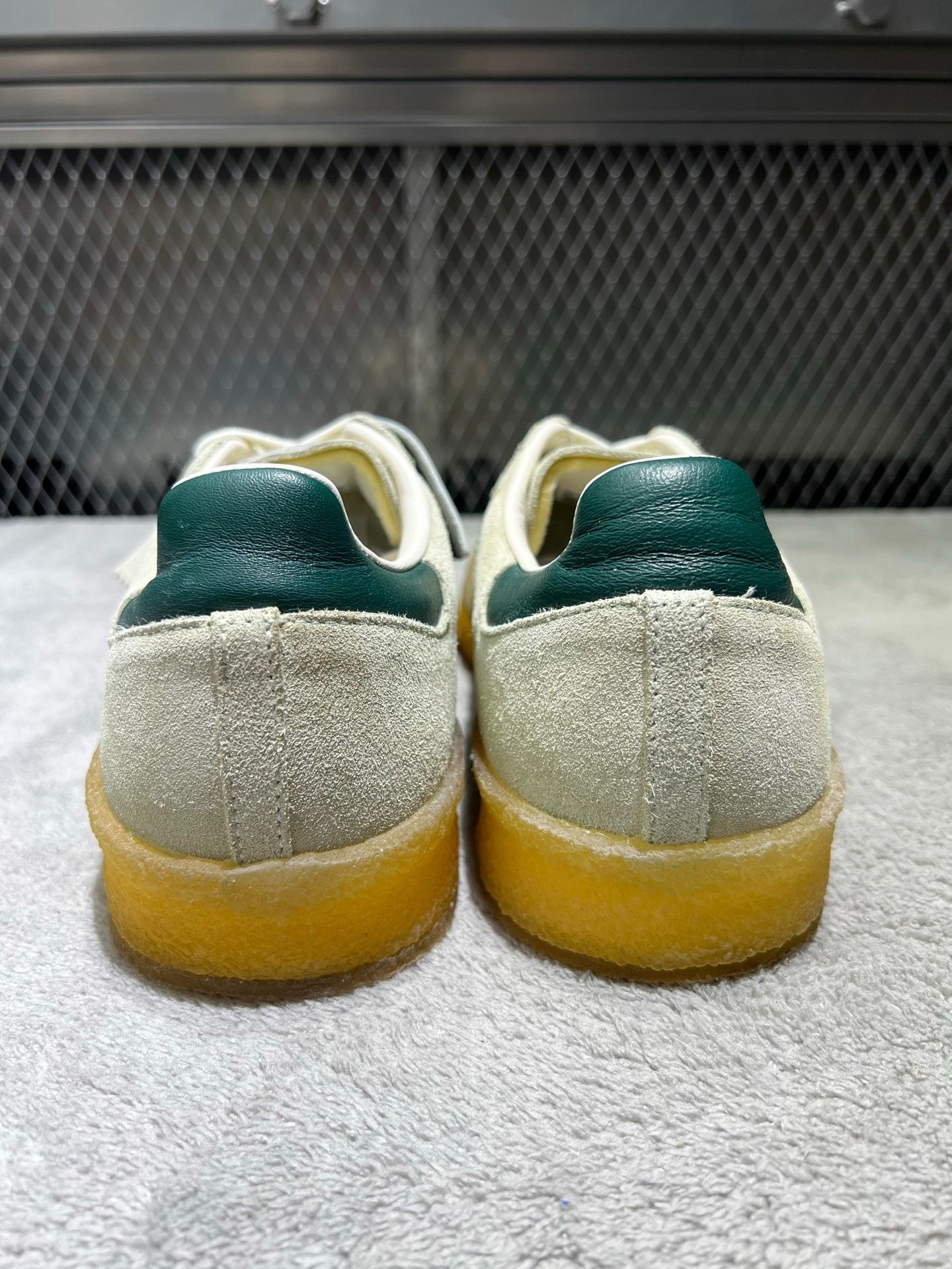 Adidas Adidas Green Lowtop Sneakers 43 Men Size US 10 / EU 43 - 7 Thumbnail