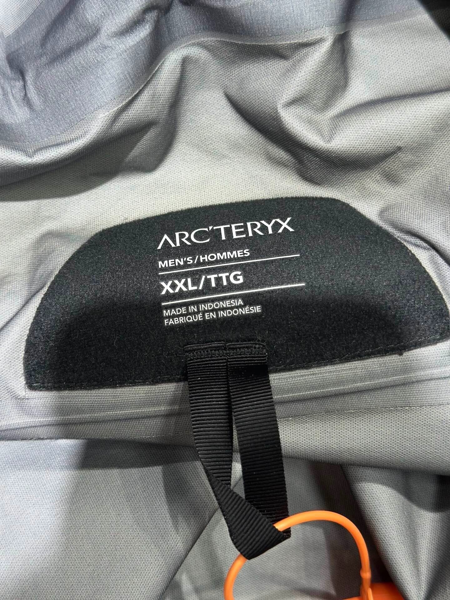Arc'teryx Arc'teryx Light Jacket XXL Men Size US XXL / EU 58 / 5 - 4 Thumbnail