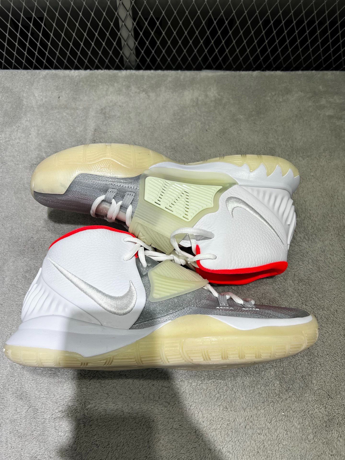Nike Nike KYRIE 6 White Lowtop Sneakers 44 Men Size US 10.5 / EU 43-44 - 3 Thumbnail