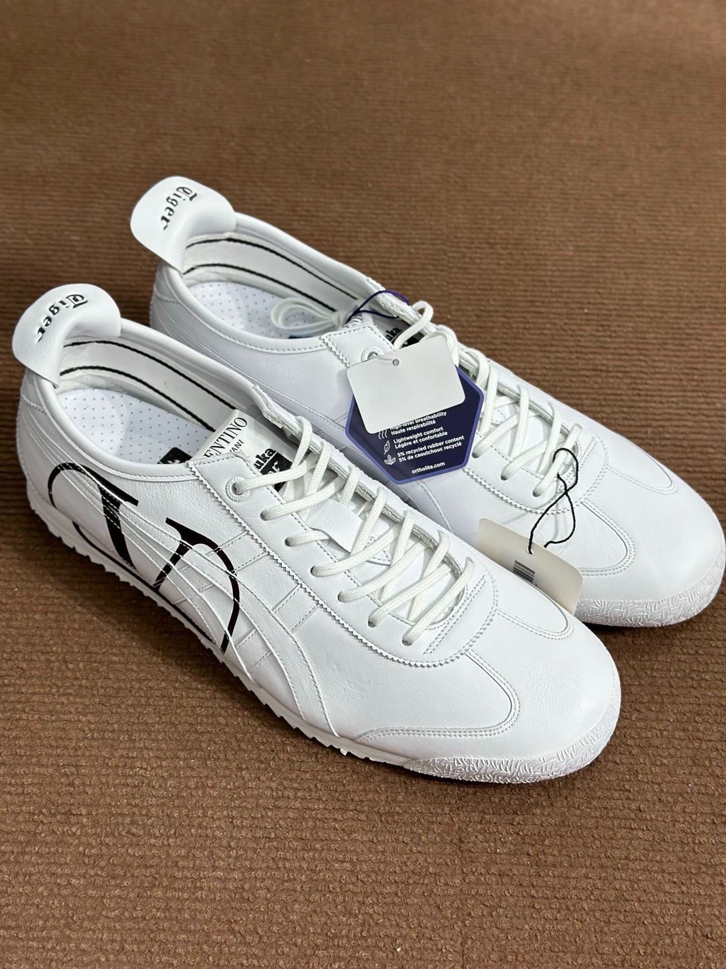 Valentino Valentino Tiger White Lowtop Sneakers 43.5 Men Size US 10.5 / EU 43-44 - 3 Thumbnail