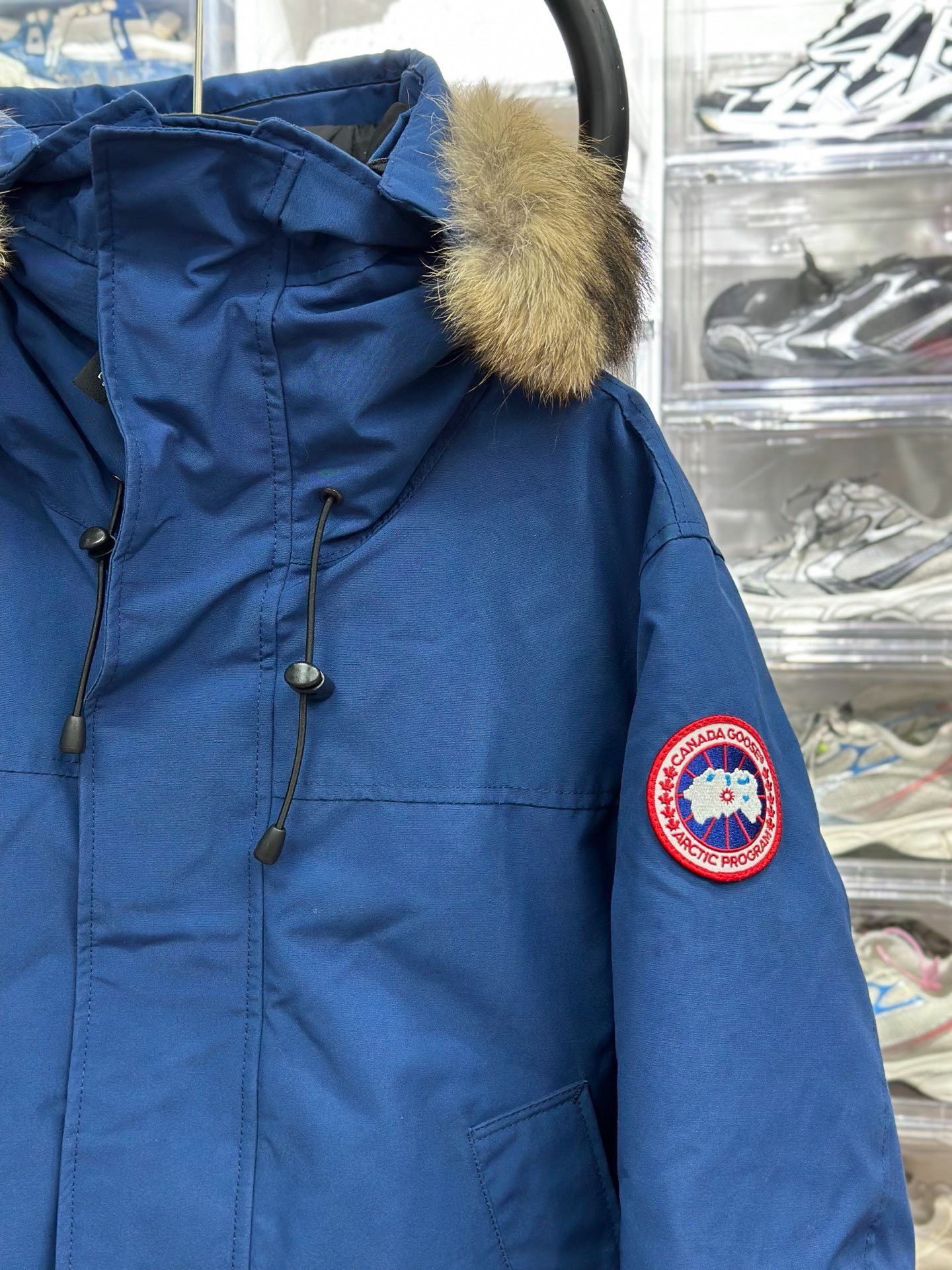 Canada Goose Canada Goose Red Heavy Coat M Men Size US M / EU 48-50 / 2 - 2 Thumbnail