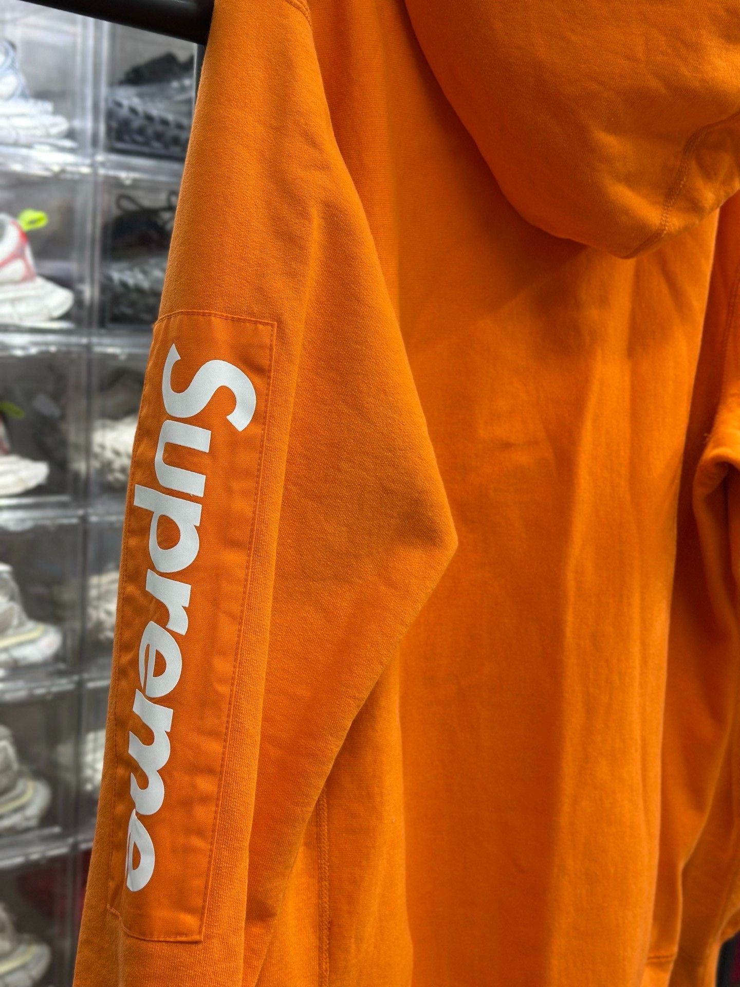 Supreme Supreme Retro Orange Hoodie L Men Size US L / EU 52-54 / 3 - 3 Thumbnail