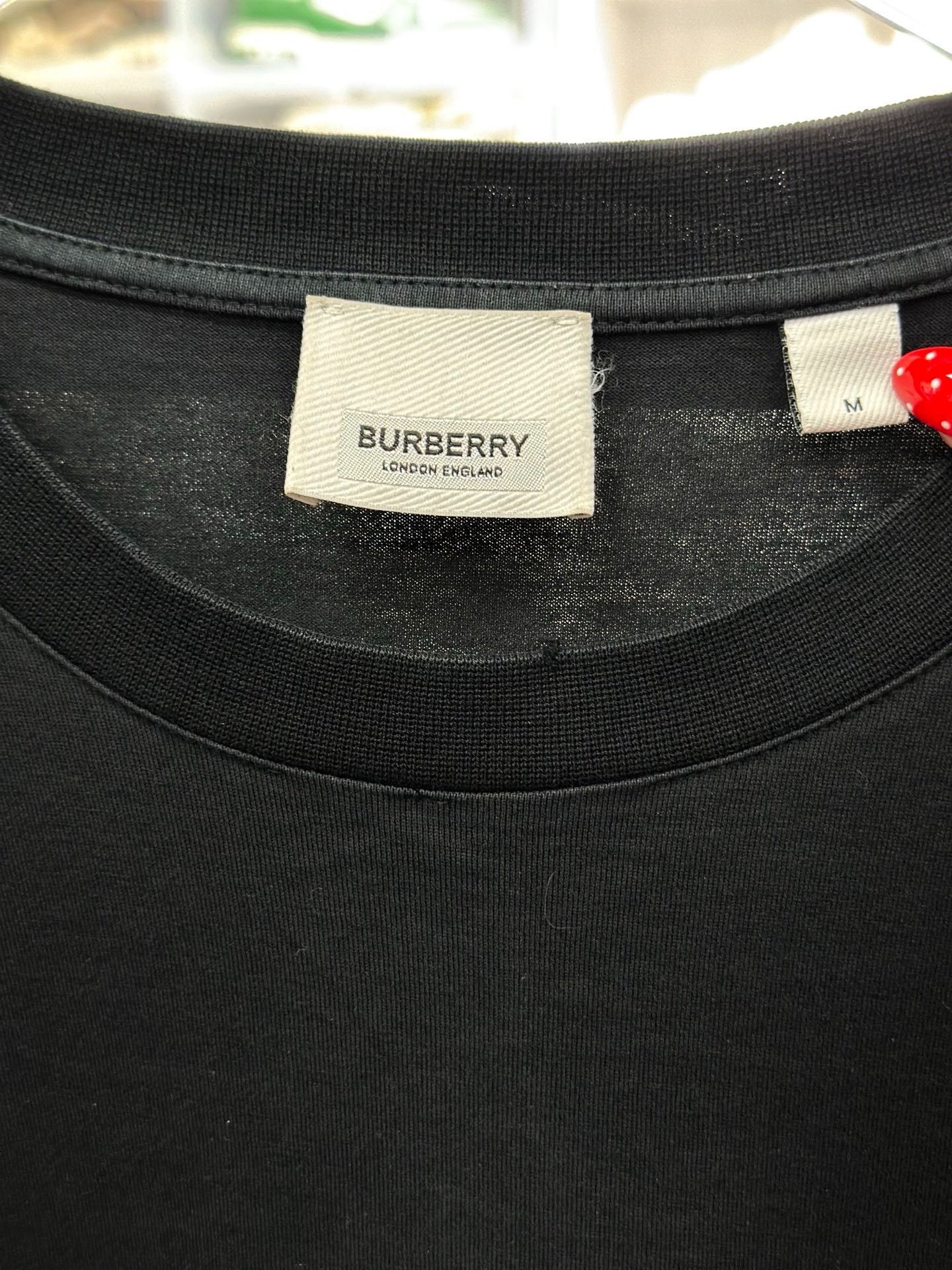 Burberry Burberry Retro T-Shirt M Men Size US M / EU 48-50 / 2 - 3 Thumbnail