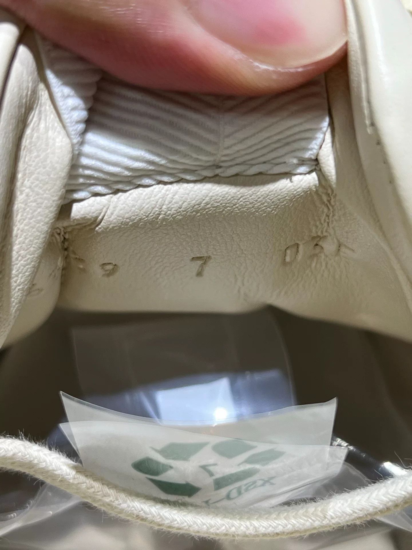 Gucci Gucci Leather Printed White Lowtop Sneakers 25 Men Size US 10 / EU 43 - 7 Thumbnail