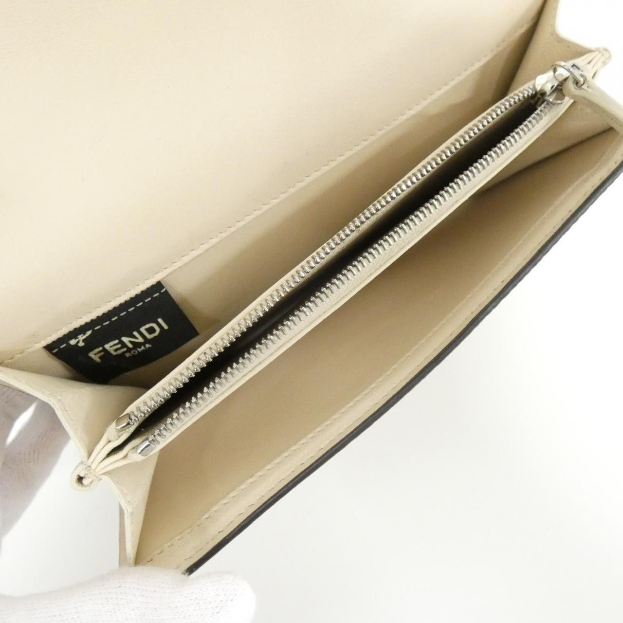 Fendi Fendi Fendi Peekaboo Calf Long Wallet Leather Long Wallet 8M0437A91B DUTY FREE for USA Size ONE SIZE - 9 Thumbnail