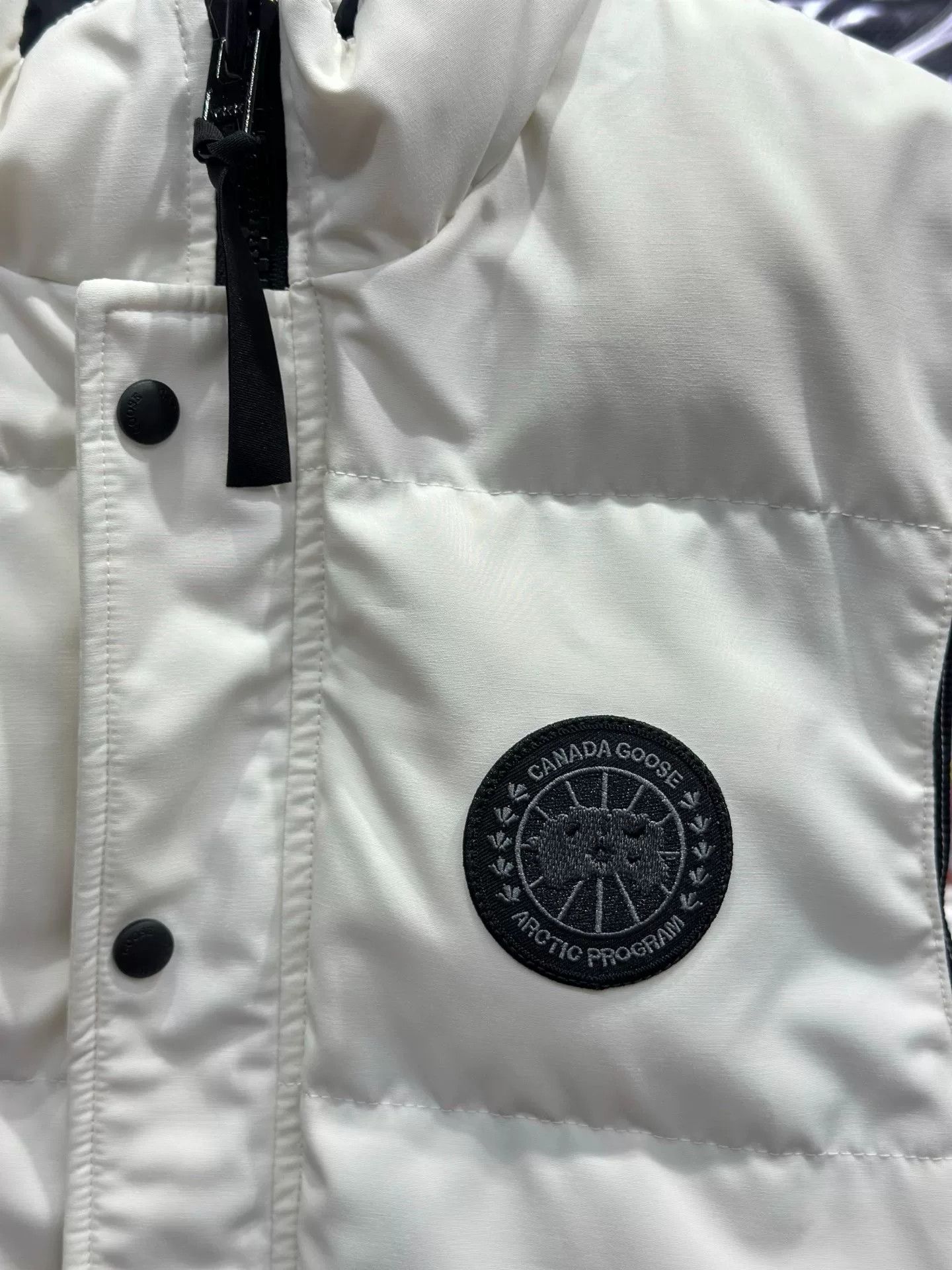 Canada Goose Canada Goose Down White Vest M Men Size US M / EU 48-50 / 2 - 3 Thumbnail