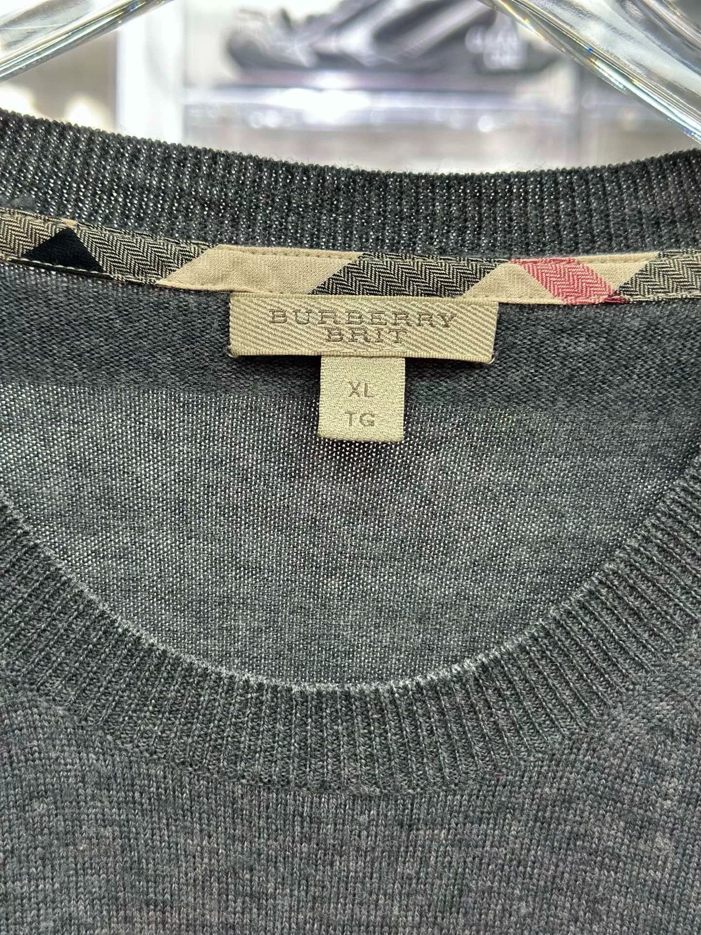 Burberry Burberry Knit Wool Gray Sweater XL Men Size US XL / EU 56 / 4 - 3 Thumbnail